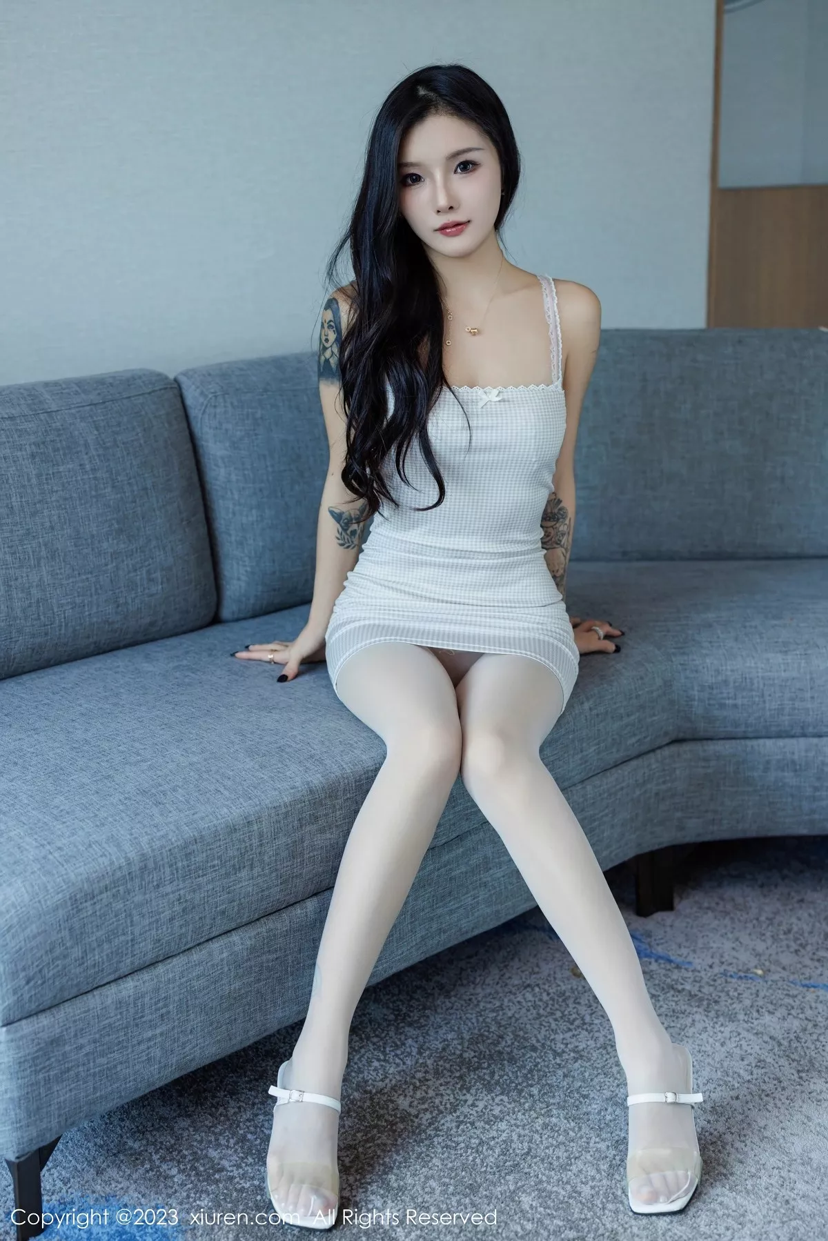 [XiuRen秀人网] 2023.11.29 No.7734 七七kiko 丝袜美腿 [54P] NO.1