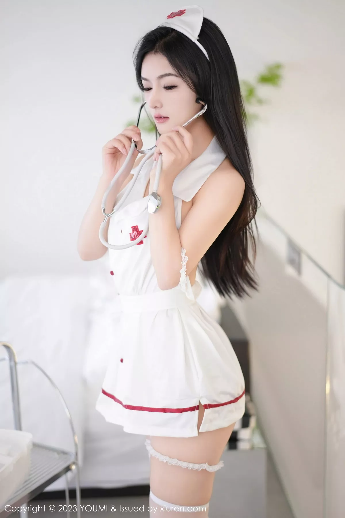 [YOUMI尤蜜荟] 2023.12.01 VOL.1009 谭小灵 护士美臀 [97P] NO.6