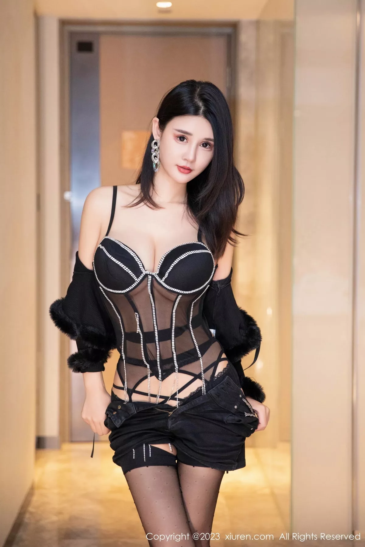 [XiuRen秀人网] 2023.12.05 No.7763 夏沫沫tifa 黑丝美腿 [78P] NO.4