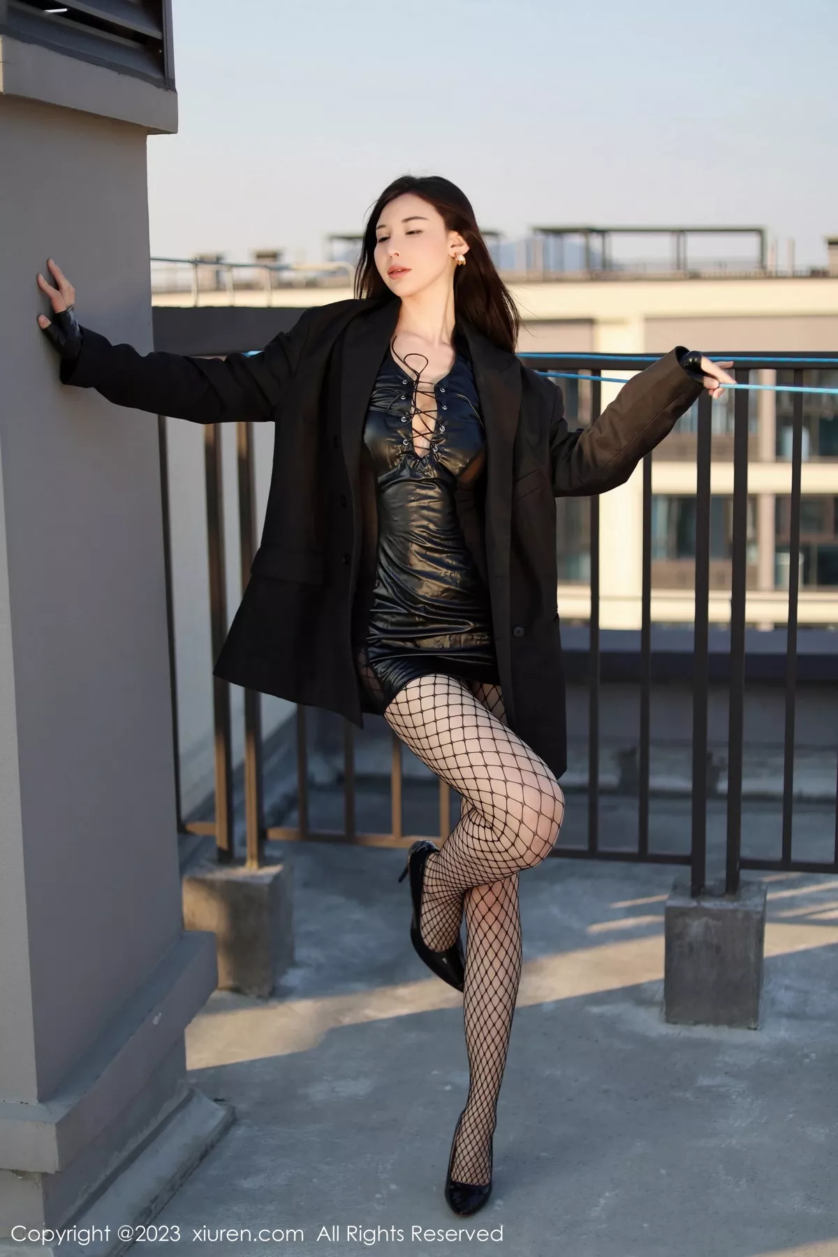 [XiuRen秀人网] 2023.12.07 No.7772 曼柔 美腿御姐 [80P] NO.2