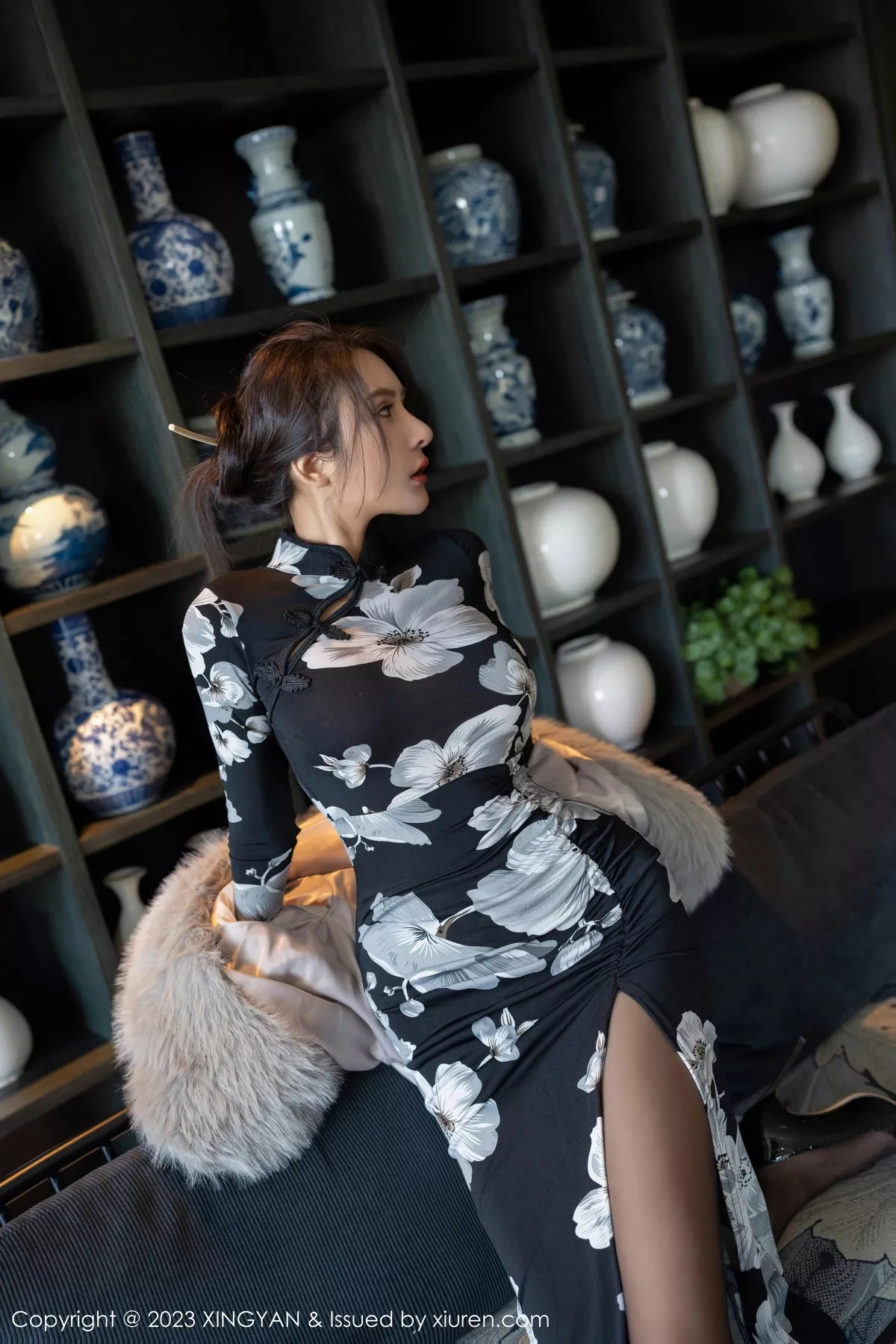 [XINGYAN星颜社] 2023.12.07 VOL.221 Emily尹菲 黑丝美臀 [81P] NO.12