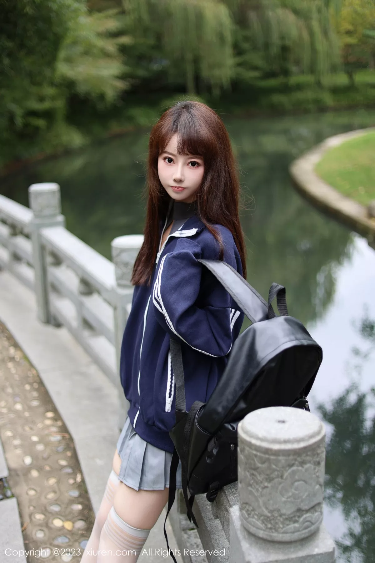 [XiuRen秀人网] 2023.12.08 No.7784 韩系学妹 短裙美腿 [69P] NO.2