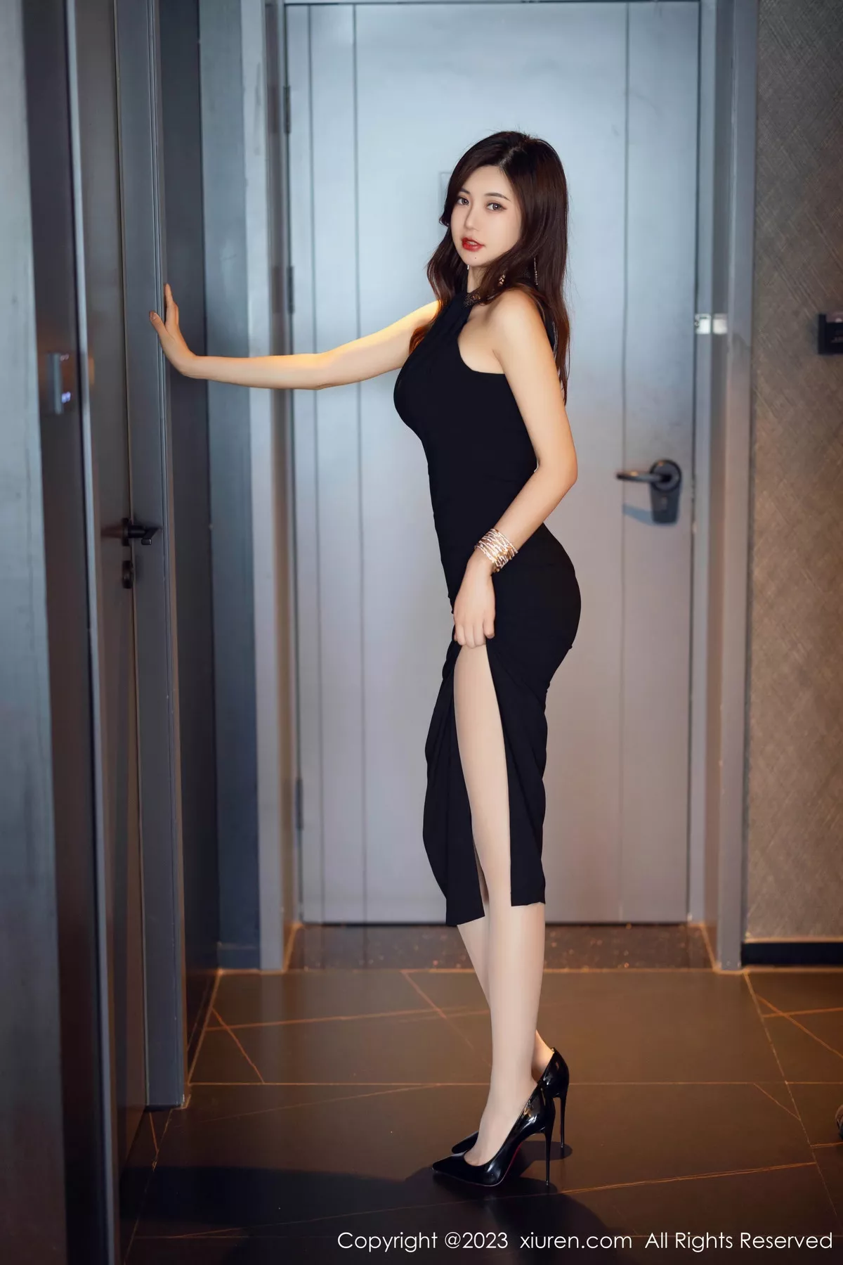 [XiuRen秀人网] 2023.12.08 No.7782 绮里嘉ula 美腿礼裙 [83P] NO.10