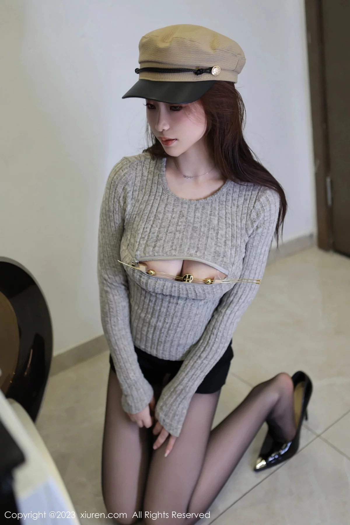 [XiuRen秀人网] 2023.12.11 No.7790 月酱儿 黑丝美腿 [73P] NO.9