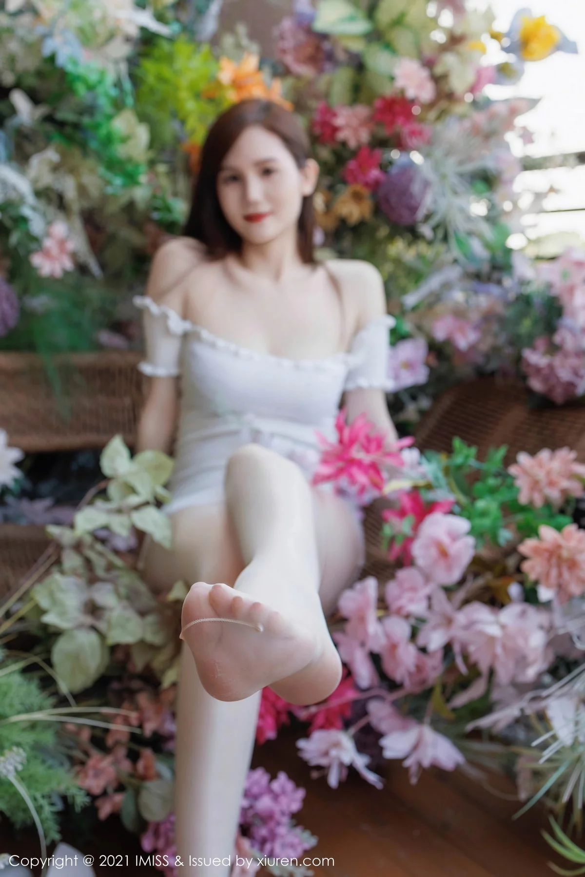 [IMISS爱蜜社] 2023.12.11 VOL.761 SISY思 美腿丝袜 [43P] NO.12