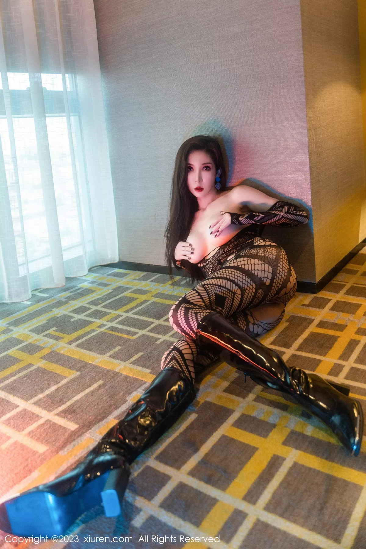 [XiuRen秀人网] 2023.11.21 No.7691 陈怡曼 美腿美臀 [68P] NO.2