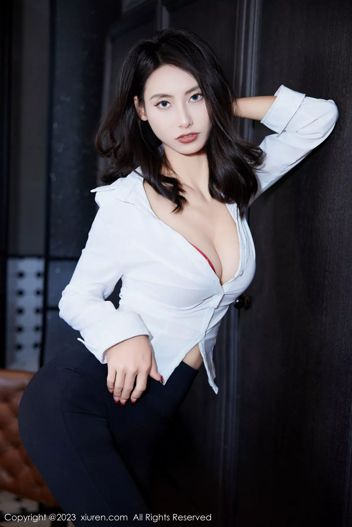 [XiuRen秀人网] 2023.11.21 No.7692 lingyu69 短裙美腿 [72P] NO.11