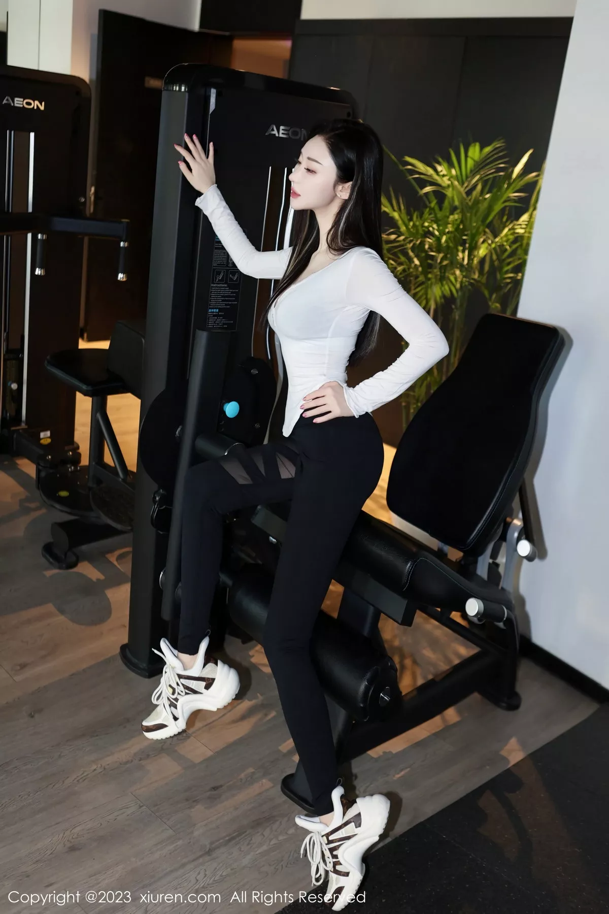 [XiuRen秀人网] 2023.11.23 No.7705 田兮白 运动美腿 [89P] NO.9