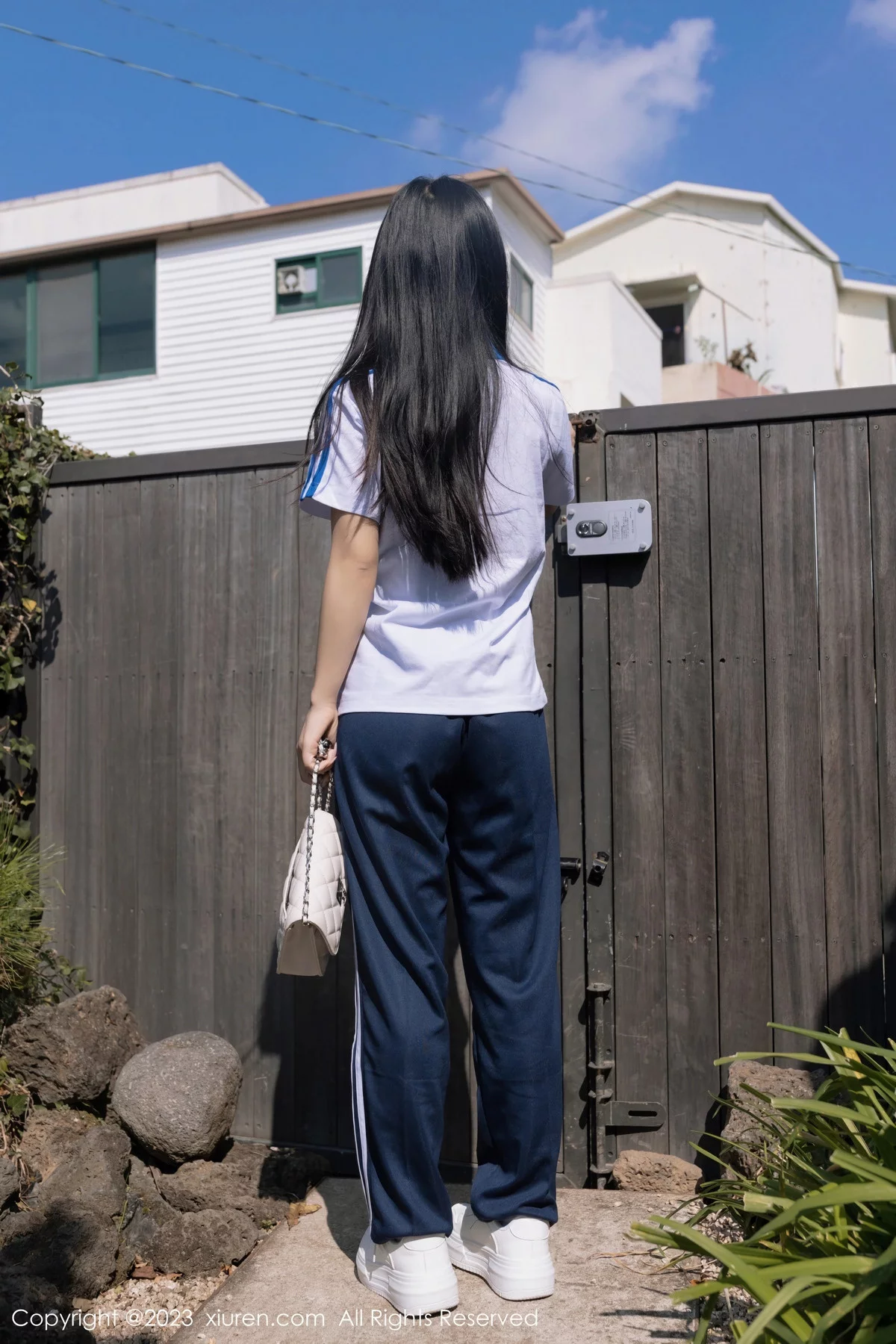 [XiuRen秀人网] 2023.12.27 No.7876 谭小灵 制服美腿 [85P] NO.2