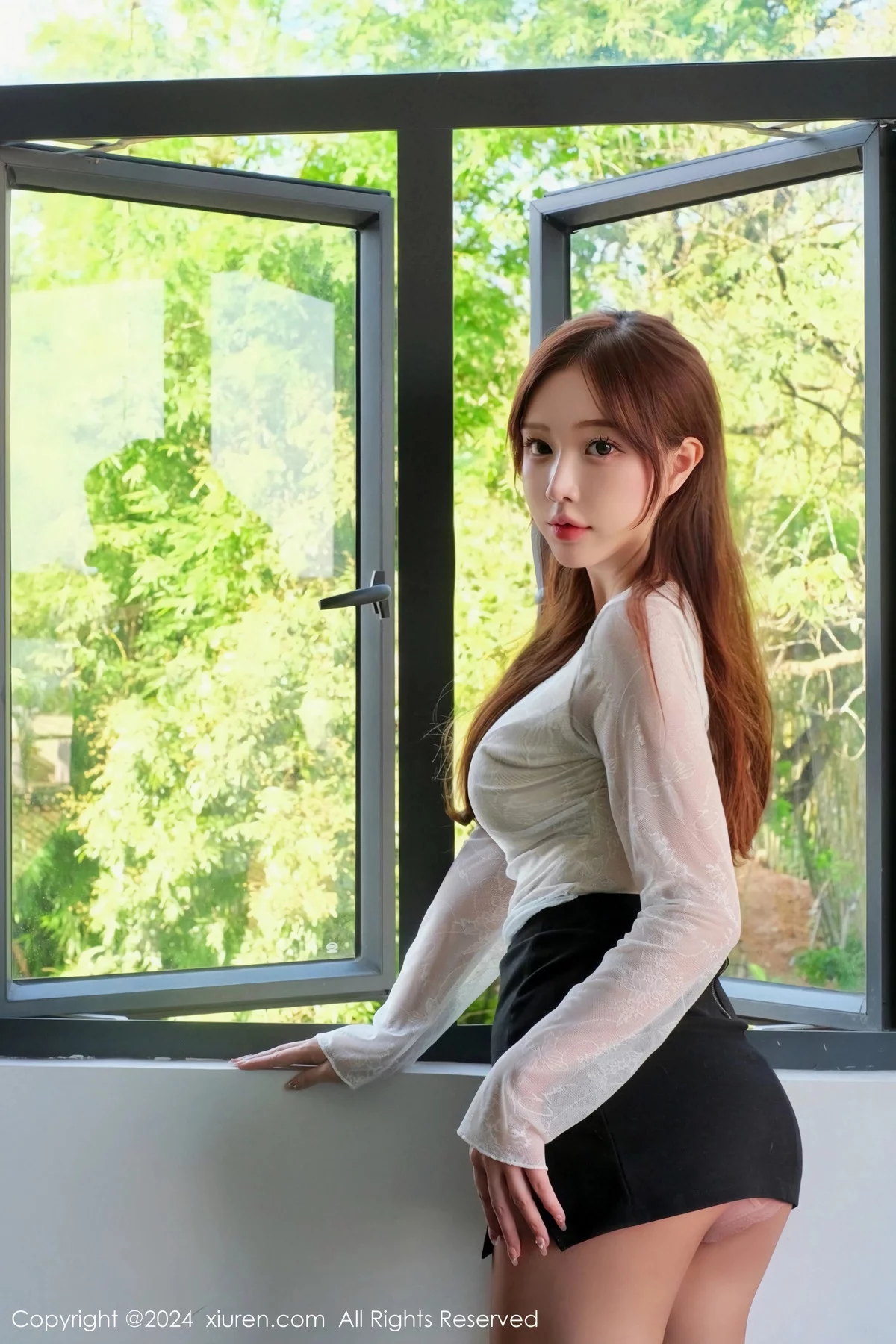 [XiuRen秀人网] 2024.01.02 No.7895 LindaLinda 短裙美腿 [39P] NO.3