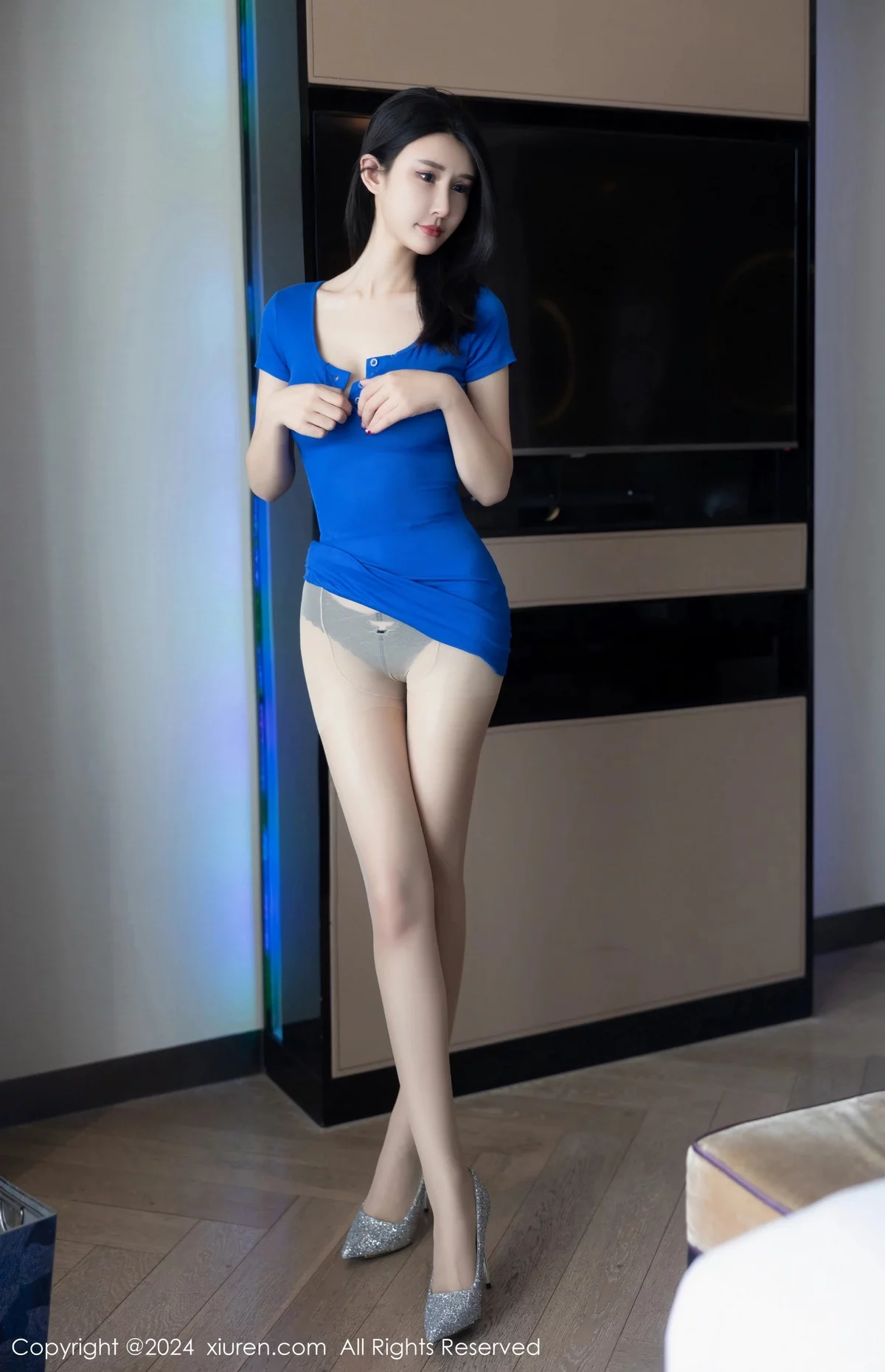 [XiuRen秀人网] 2024.01.03 No.7900 艺艺yiyi 丝袜美腿 [60P] NO.9