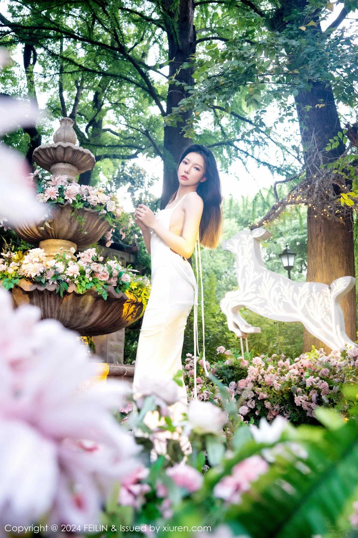 [FEILIN嗲囡囡] 2024.01.08 VOL.472 冯木木LRIS 美腿户外 [70P] NO.11