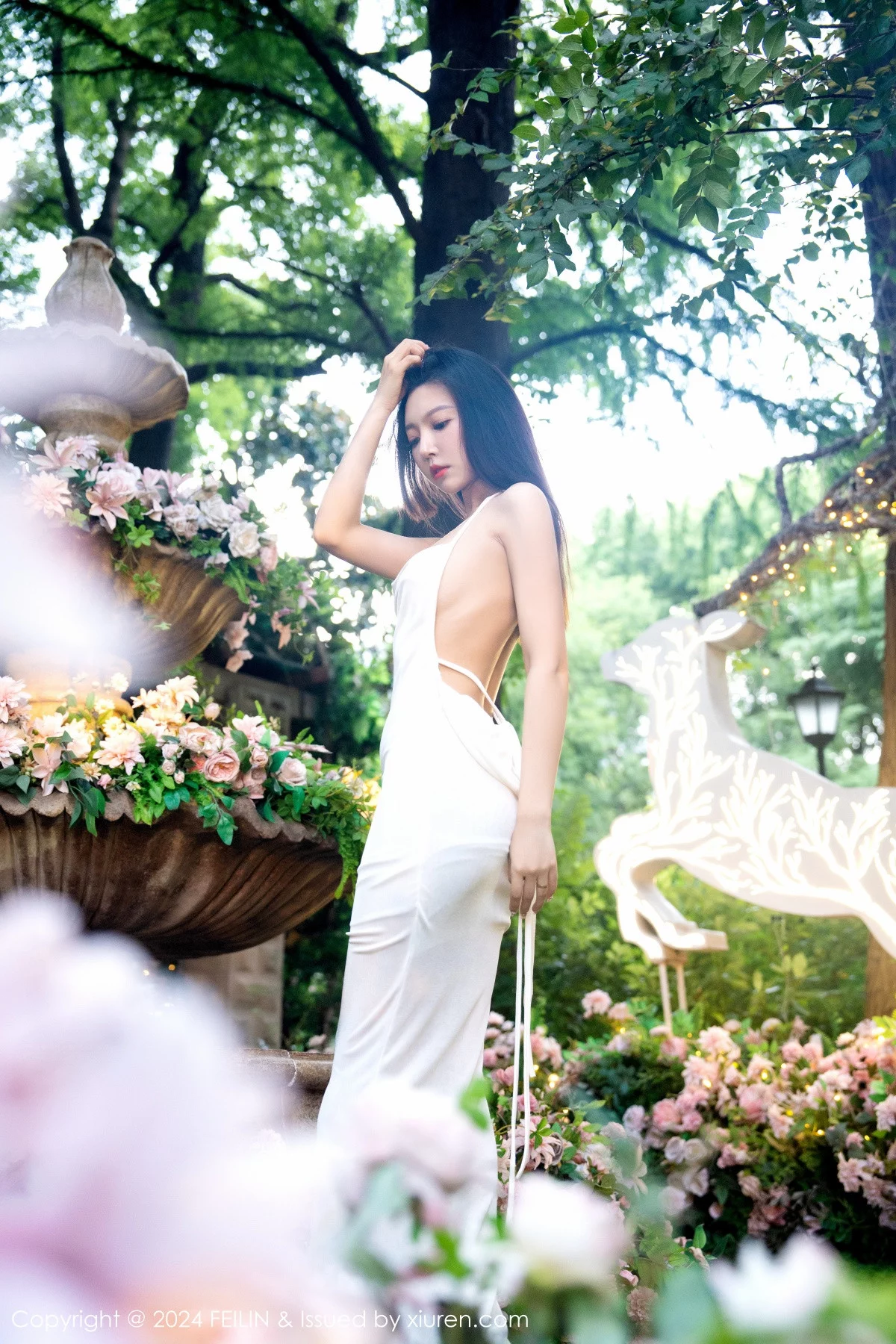 [FEILIN嗲囡囡] 2024.01.08 VOL.472 冯木木LRIS 美腿户外 [70P] NO.12