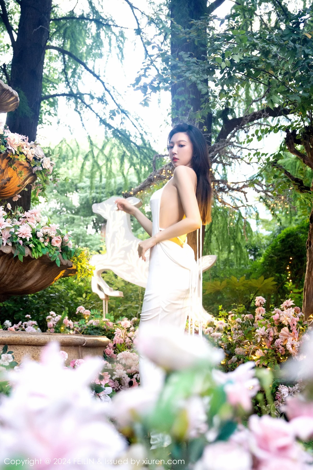 [FEILIN嗲囡囡] 2024.01.08 VOL.472 冯木木LRIS 美腿户外 [70P] NO.8