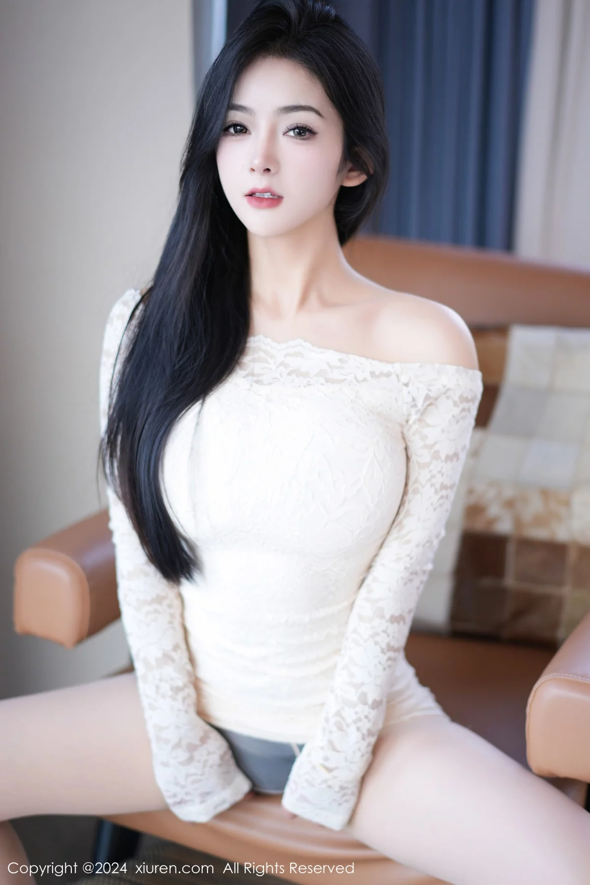 [XiuRen秀人网] 2024.01.12 No.7954 谭小灵 丝袜美腿 [79P] NO.8