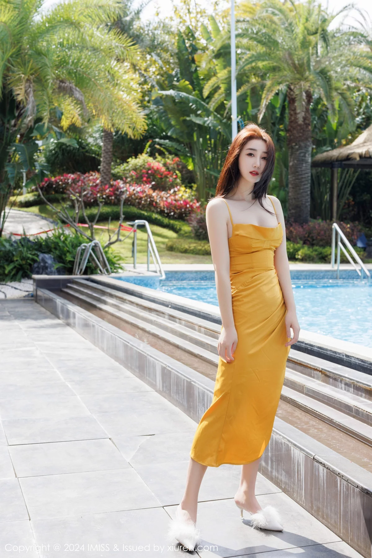 [IMISS爱蜜社] 2024.01.15 VOL.764 九月生__ 长裙美腿 [41P] NO.1