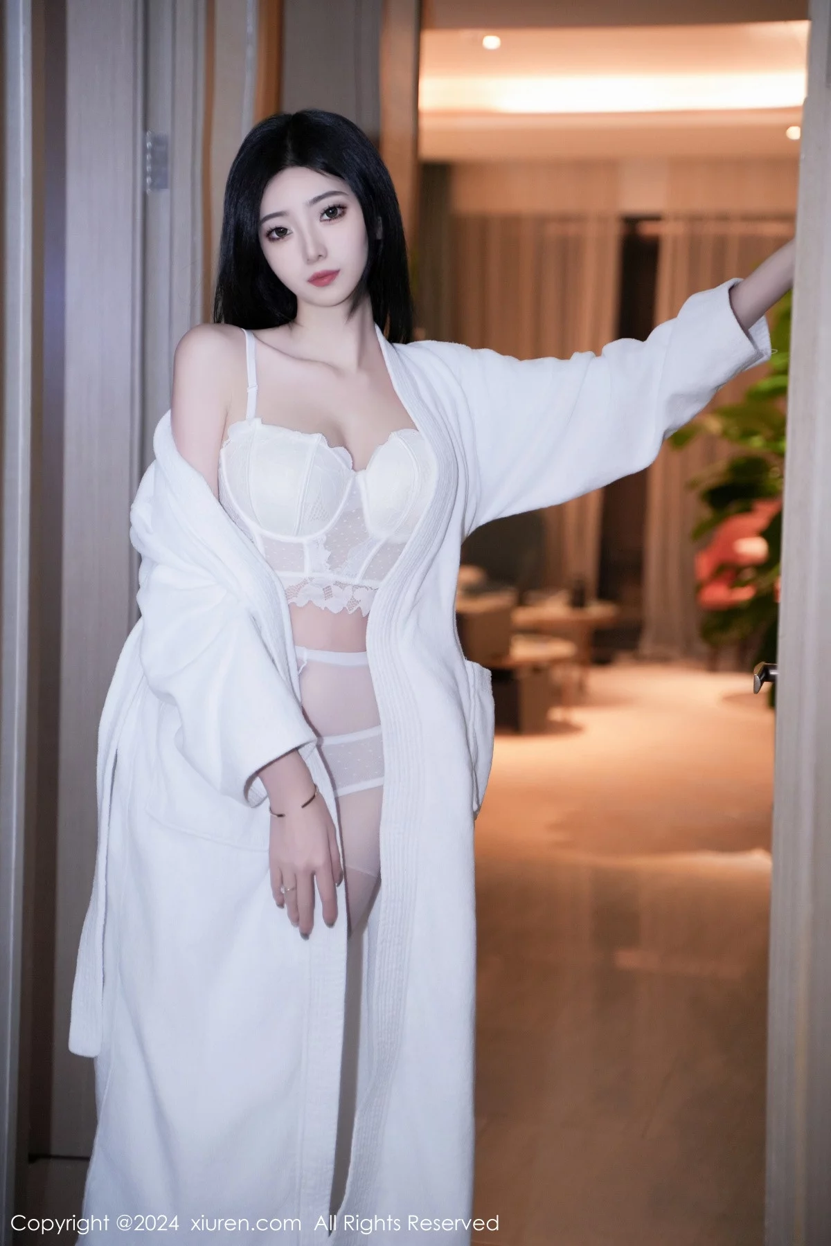 [XiuRen秀人网] 2024.01.15 No.7960 安琪Yee 睡袍美腿 [64P] NO.2