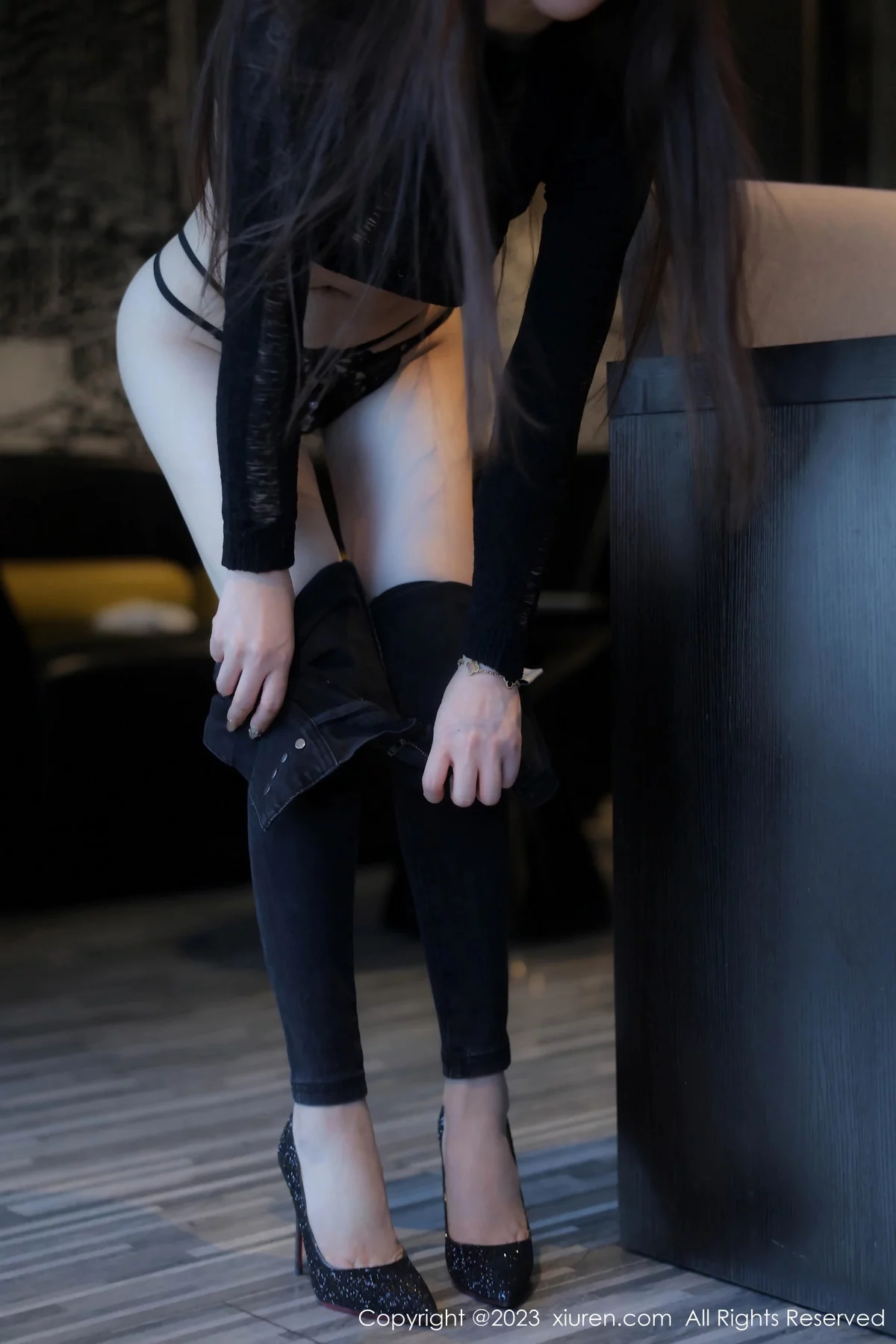 [XiuRen秀人网] 2023.12.20 No.7836 雨儿baby 美腿妩媚 [78P] NO.8