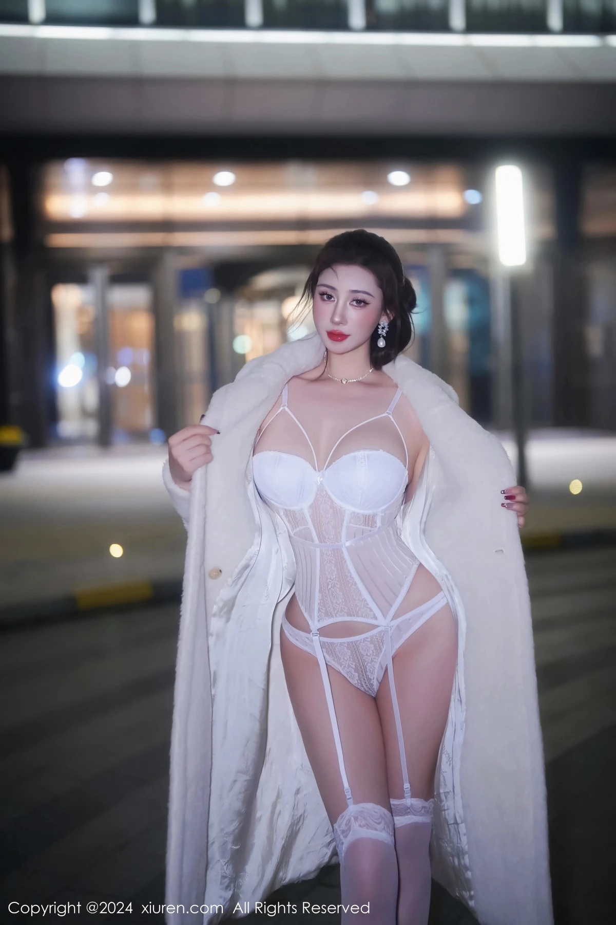 [XiuRen秀人网] 2024.01.18 No.7978 蕾蕾醒了没 新人美臀 [75P] NO.1