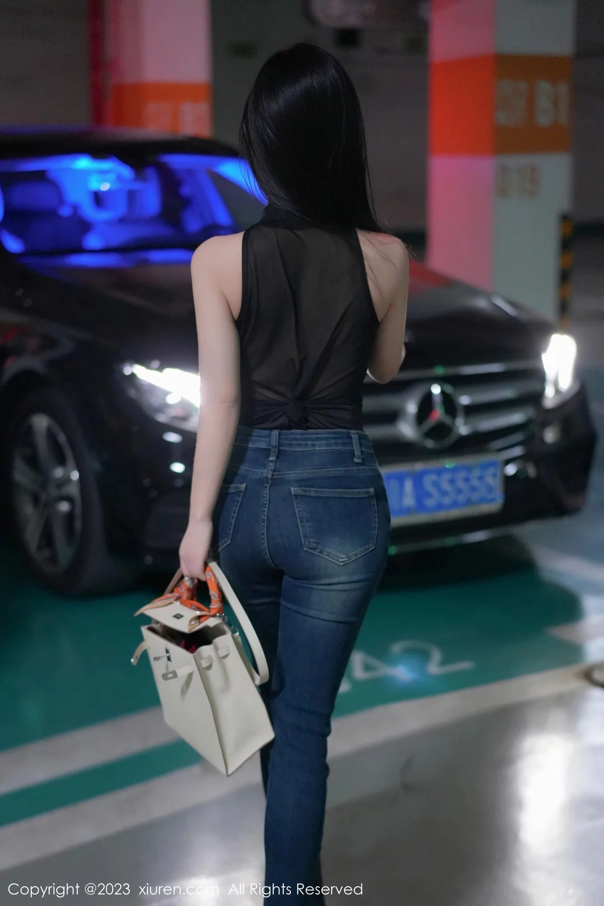 [XiuRen秀人网] 2023.12.22 No.7853 谭小灵 牛仔裤美腿 [91P] NO.2