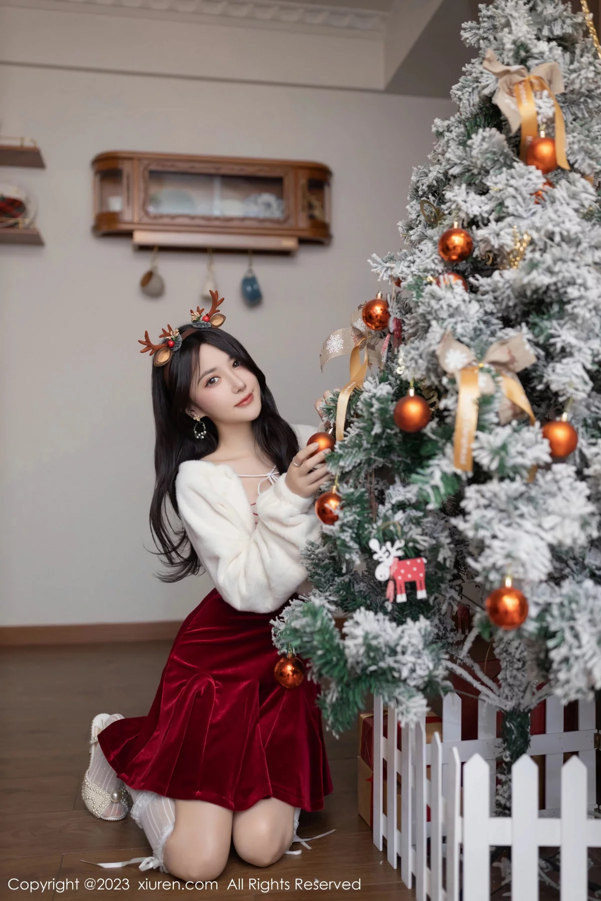 [XiuRen秀人网] 2023.12.22 No.7854 鱼子酱Fish 圣诞美腿 [81P] NO.5