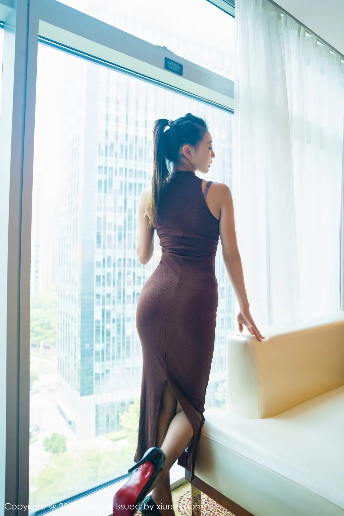 [FEILIN嗲囡囡] 2023.12.26 VOL.471 冯木木LRIS 长裙美腿 [71P] NO.12