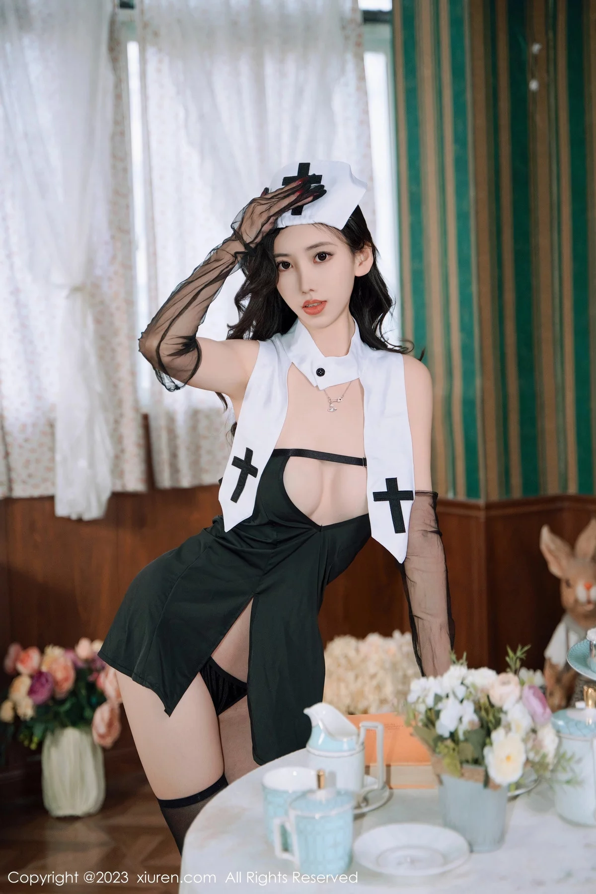 [XiuRen秀人网] 2023.12.26 No.7868 章芃芃 黑丝美腿 [72P] NO.8