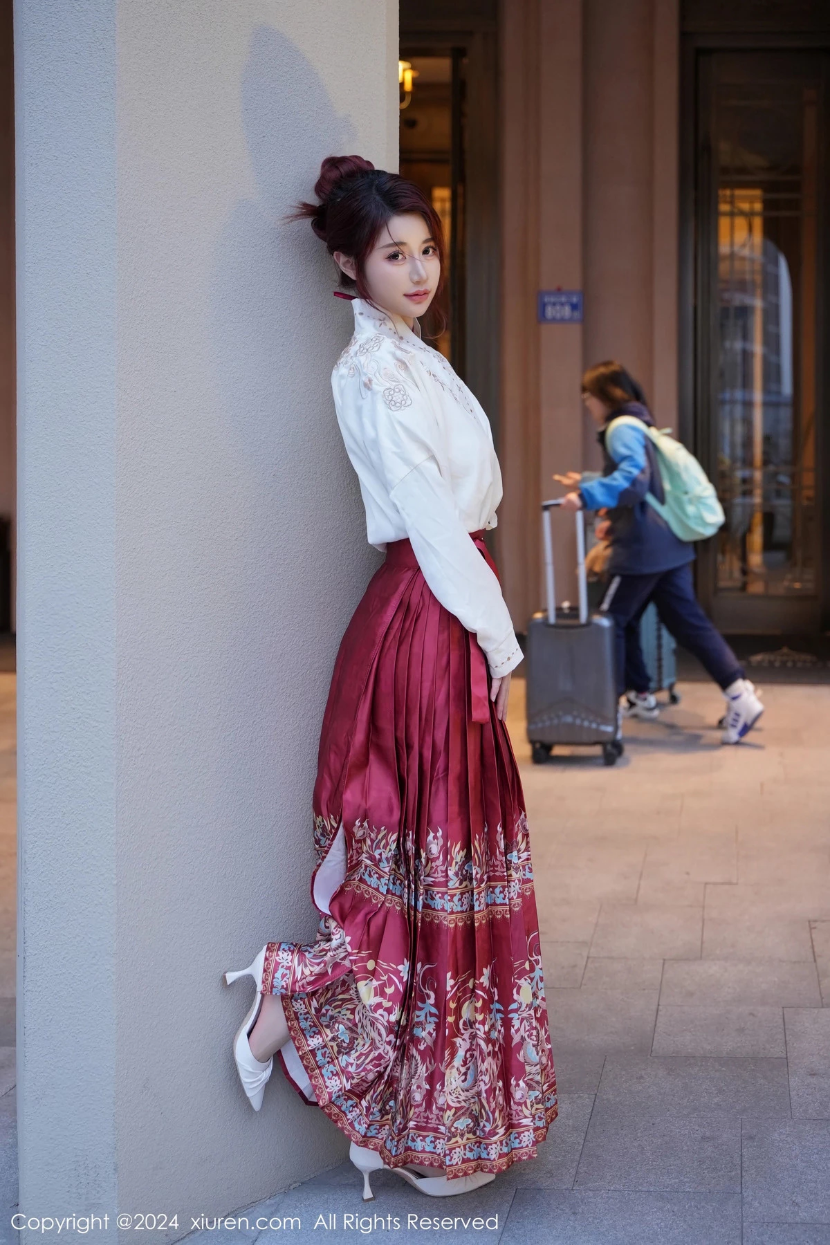 [XiuRen秀人网] 2024.01.19 No.7985 美七Mia 古装美腿 [70P] NO.2