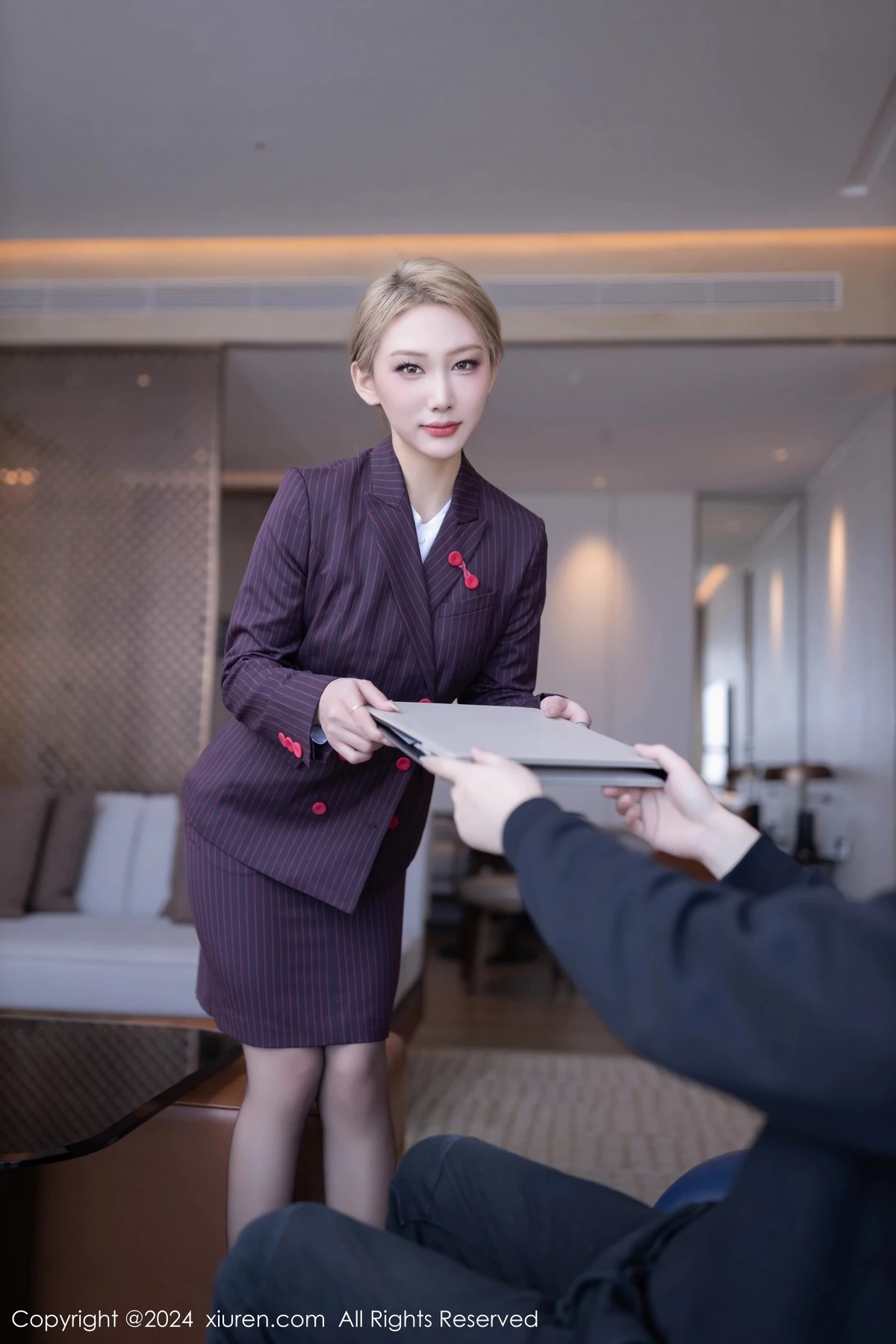 [XiuRen秀人网] 2024.01.31 No.8042 沈青黛 美腿丝袜 [78P] NO.3