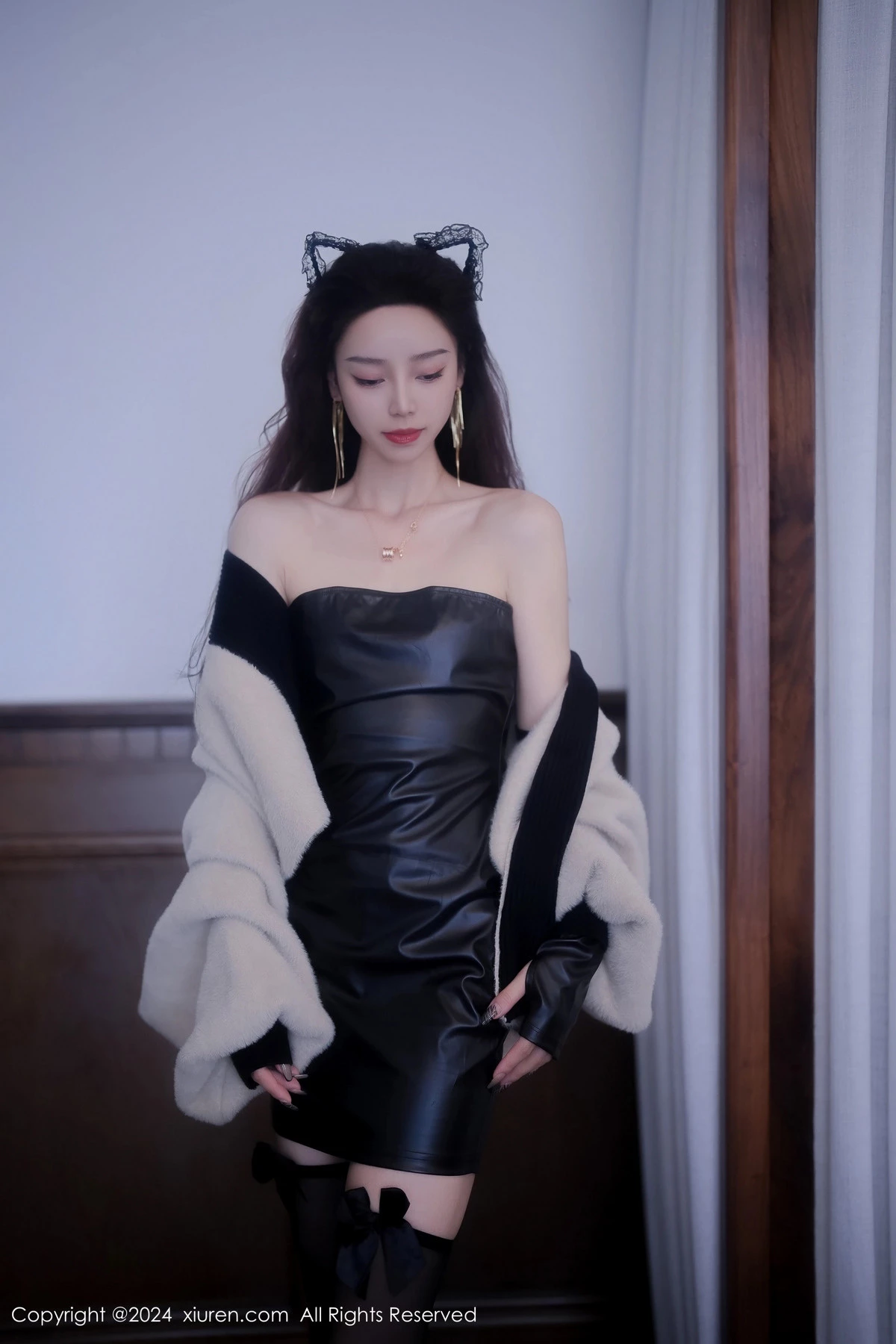 [XiuRen秀人网] 2024.02.01 No.8049 苏曼兮 黑丝美腿 [64P] NO.6