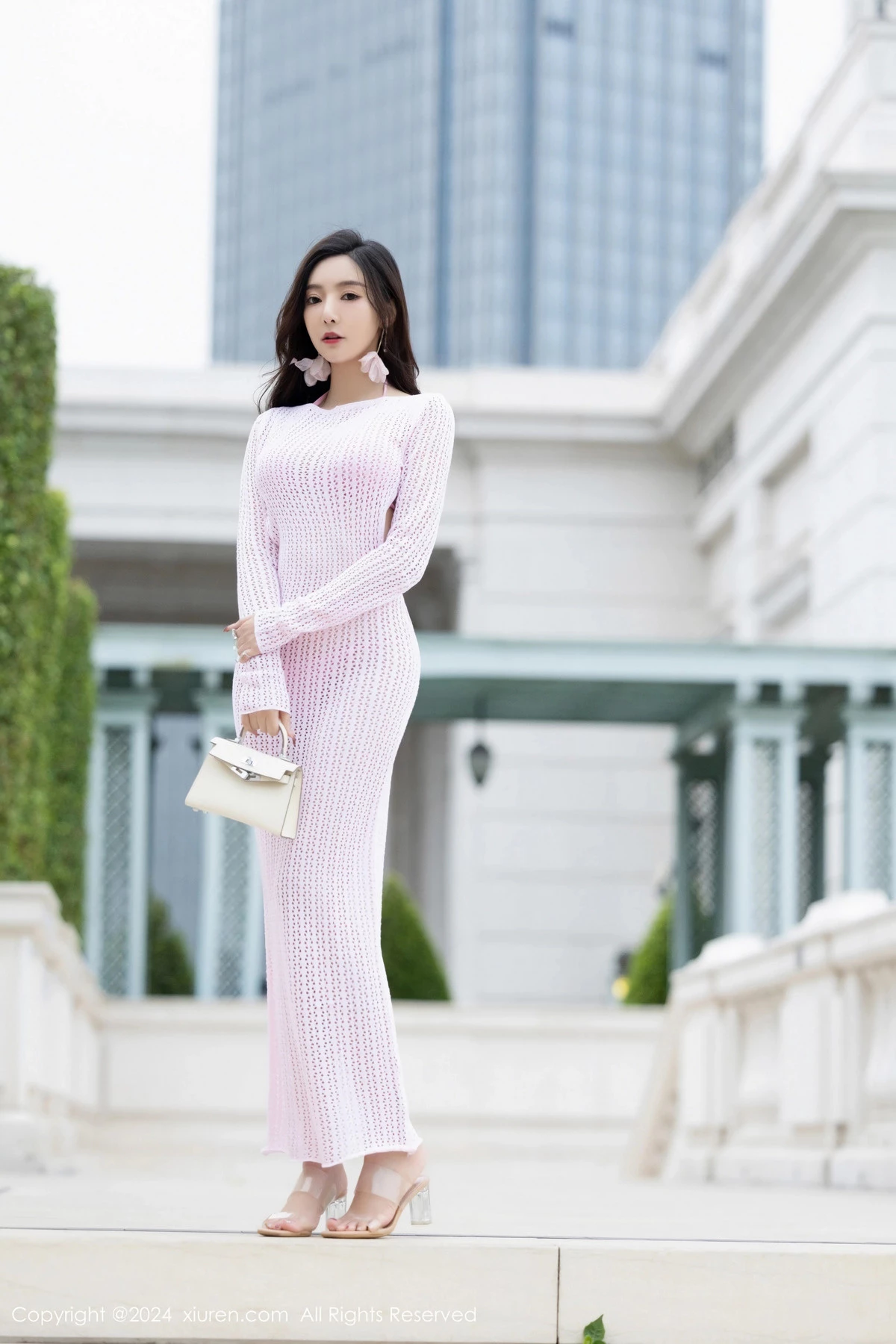 [XiuRen秀人网] 2024.02.02 No.8055 王馨瑶yanni 黑丝性感 [81P] NO.1