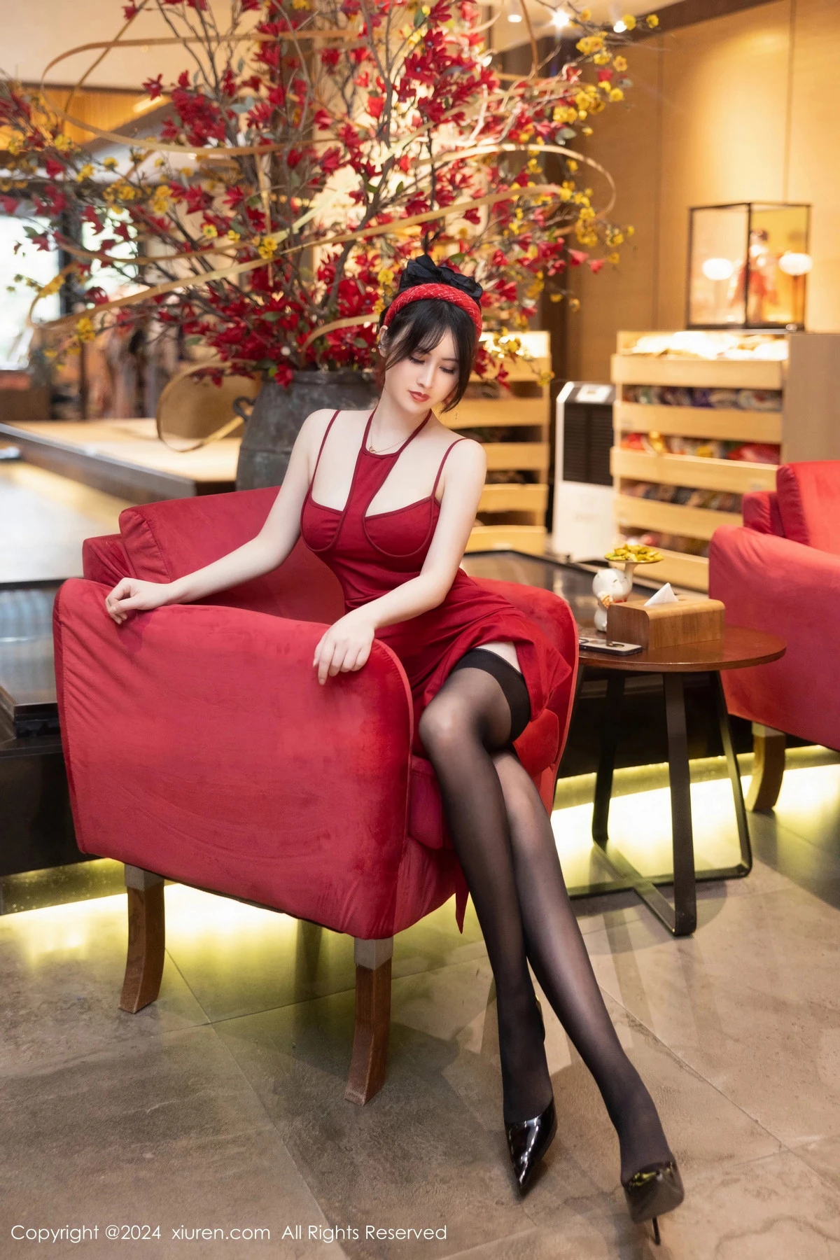 [XiuRen秀人网] 2024.02.06 No.8078 诗诗kiki 黑丝性感 [78P] NO.3