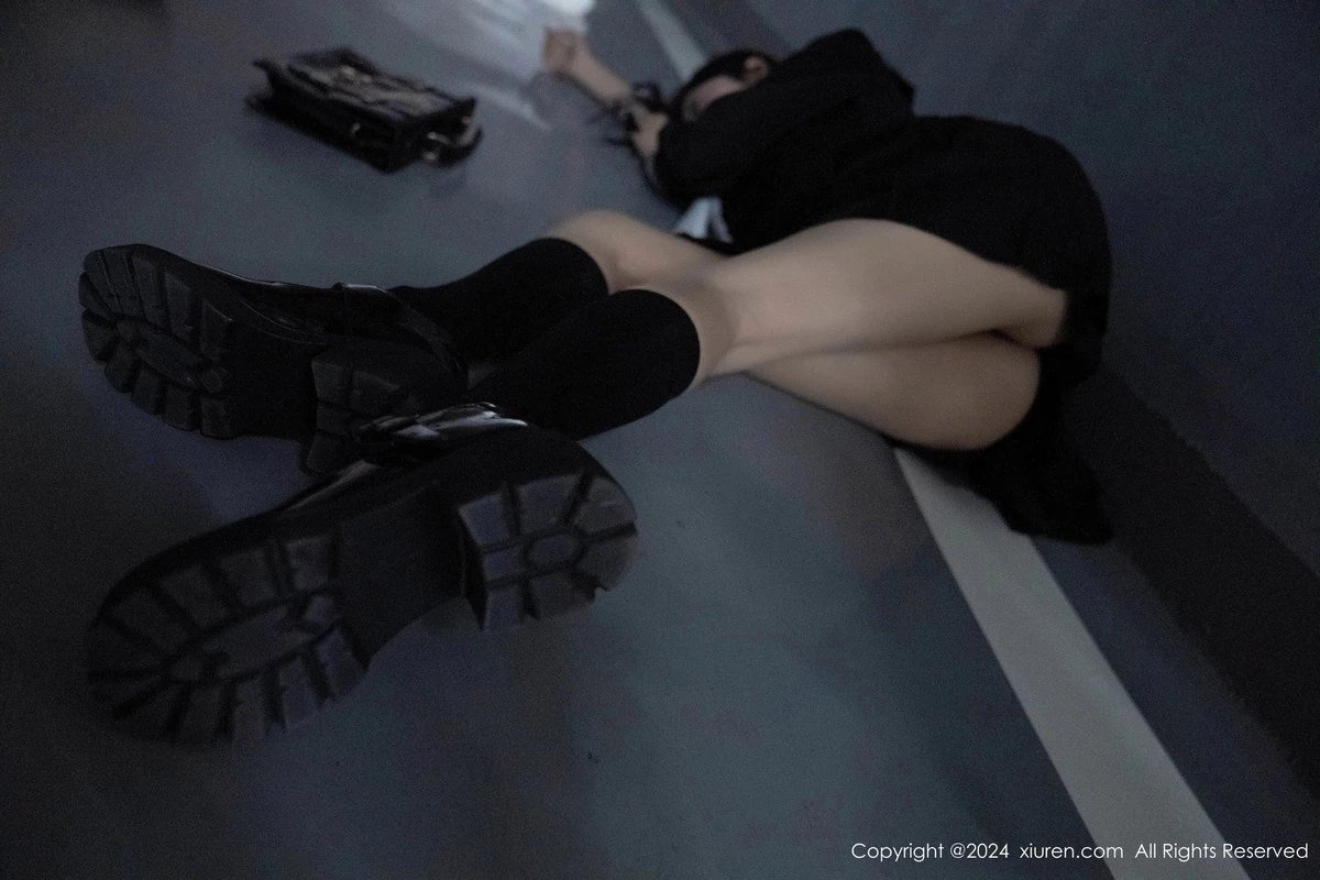 [XiuRen秀人网] 2024.02.06 No.8080 杨晨晨Yome 美腿性感 [90P] NO.11