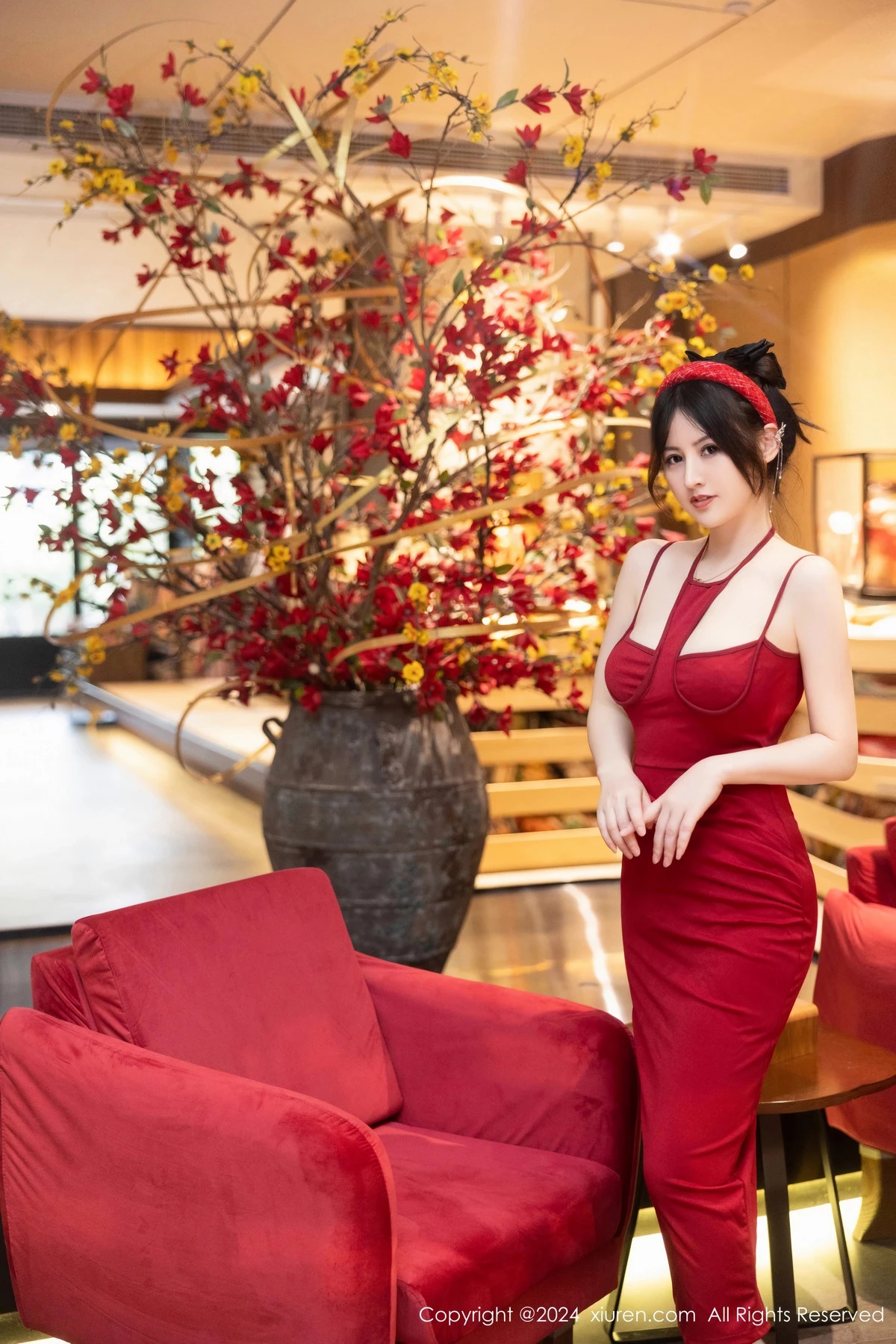 [XiuRen秀人网] 2024.02.06 No.8078 诗诗kiki 黑丝性感 [78P] NO.1