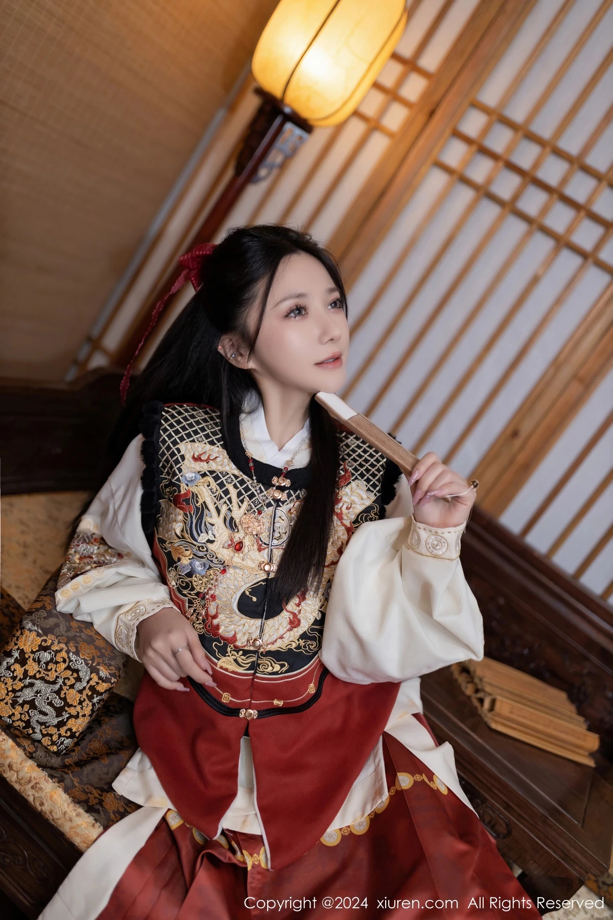 [XiuRen秀人网] 2024.02.08 No.8095 鱼子酱Fish 美腿妩媚 [80P] NO.6