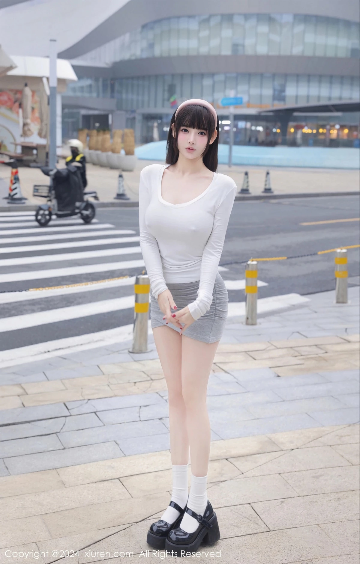 [XiuRen秀人网] 2024.02.08 No.8089 李可可 短裙美腿 [72P] NO.1