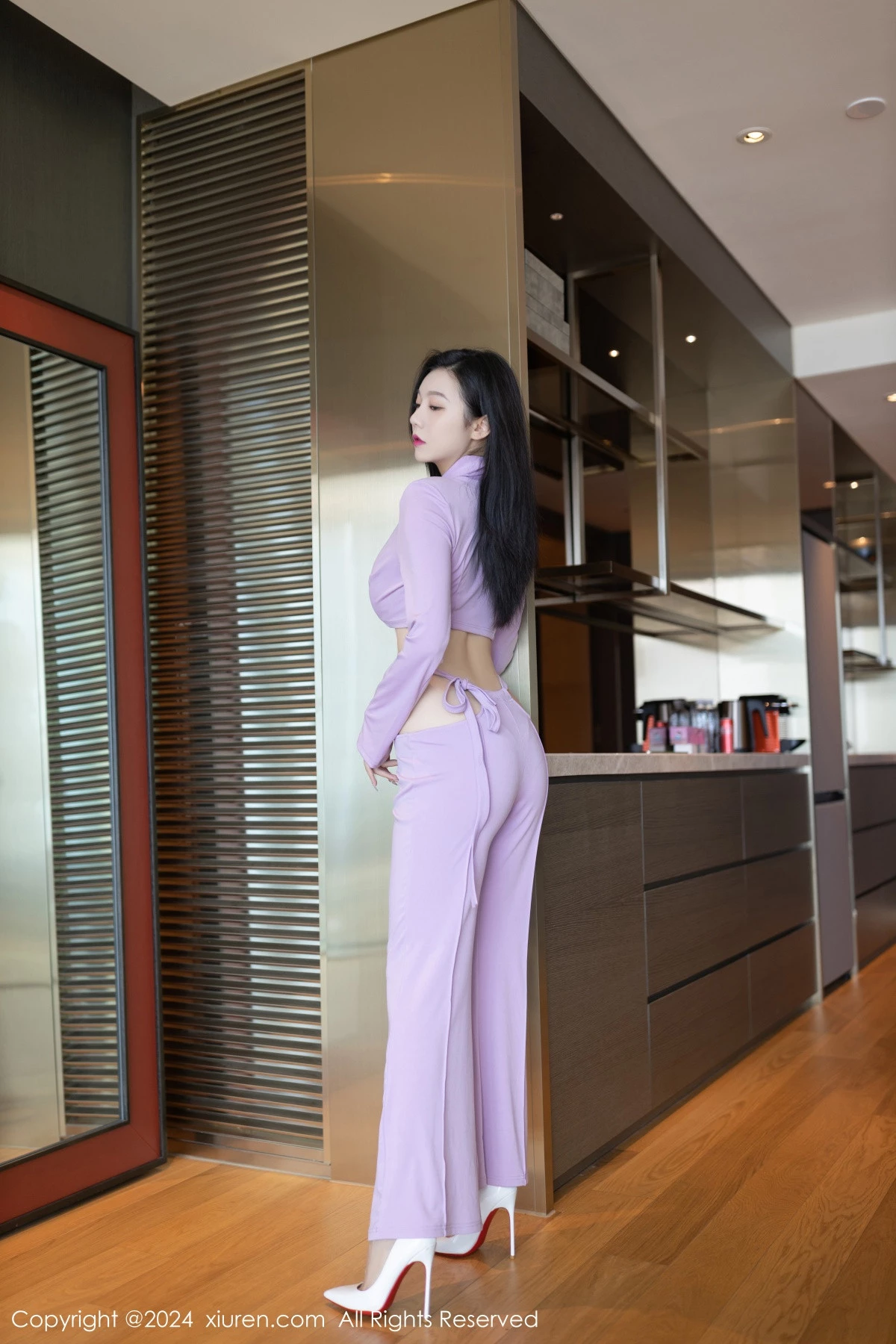 [XiuRen秀人网] 2024.01.23 No.8006 安然anran OL美腿 [80P] NO.1