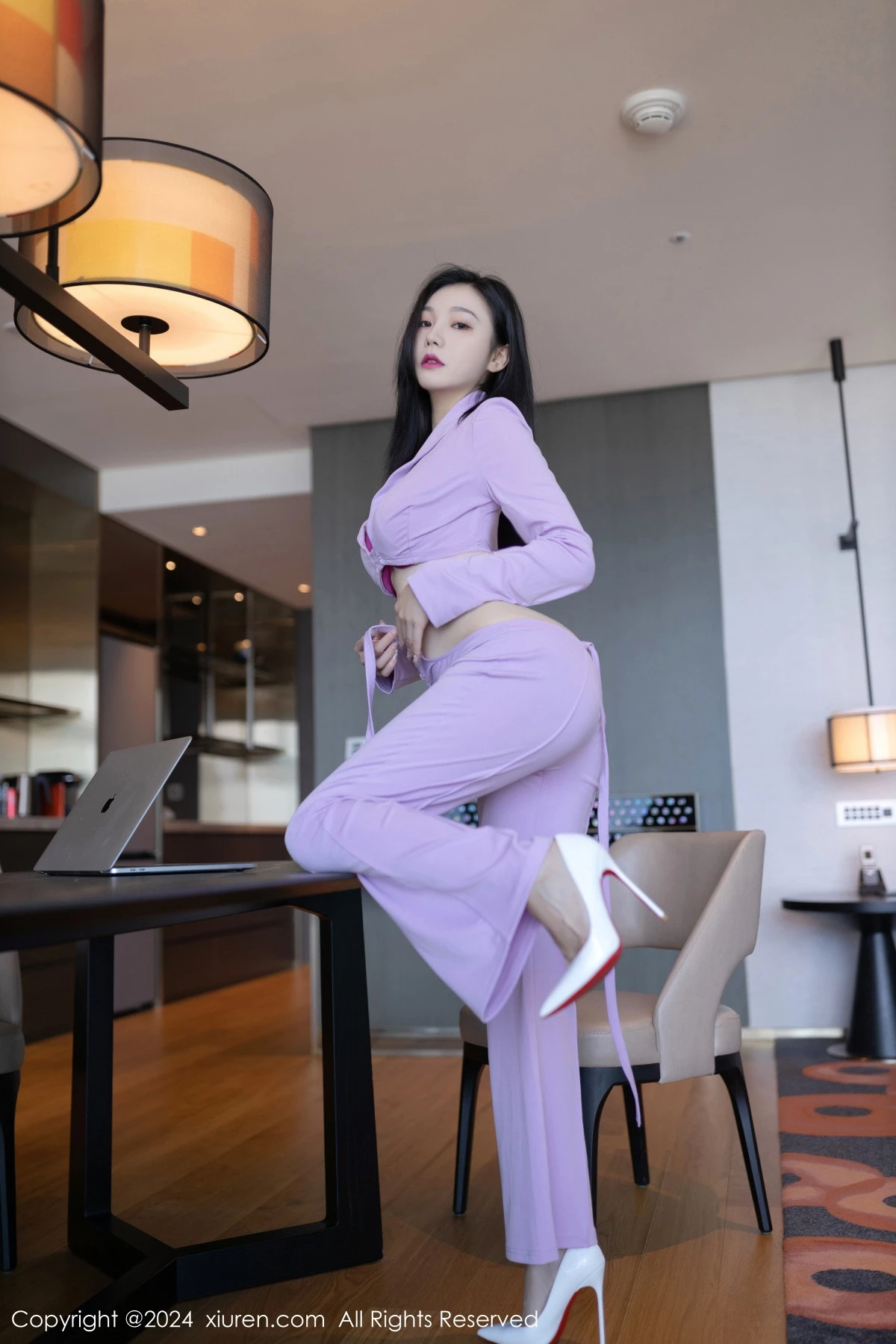 [XiuRen秀人网] 2024.01.23 No.8006 安然anran OL美腿 [80P] NO.6