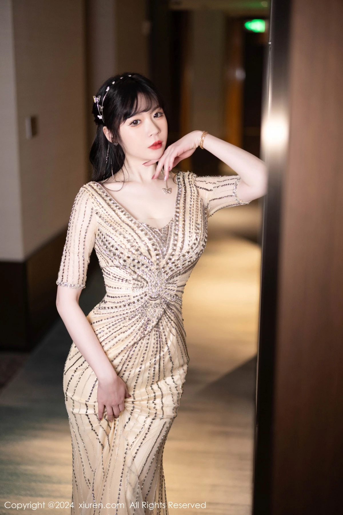 [XiuRen秀人网] 2024.01.24 No.8014 梦心玥 长裙美腿 [84P] NO.7