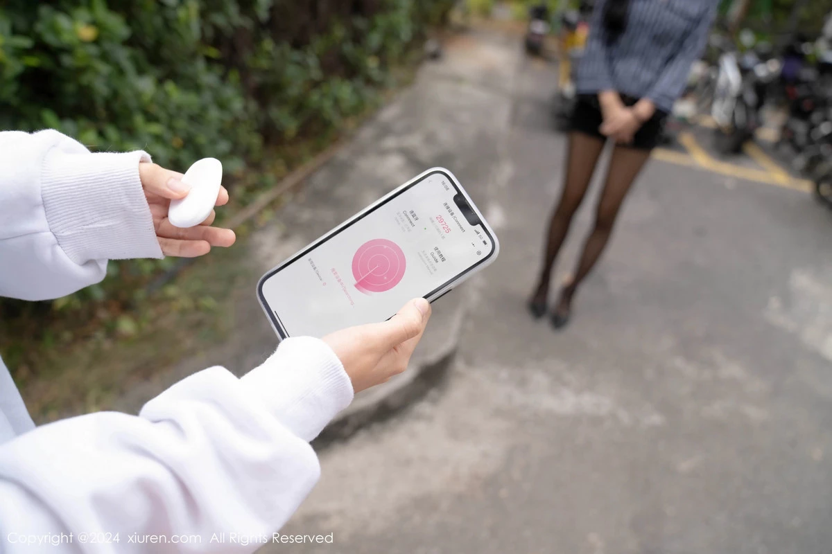 [XiuRen秀人网] 2024.01.24 No.8011 浅浅Danny 黑丝美腿 [70P] NO.8