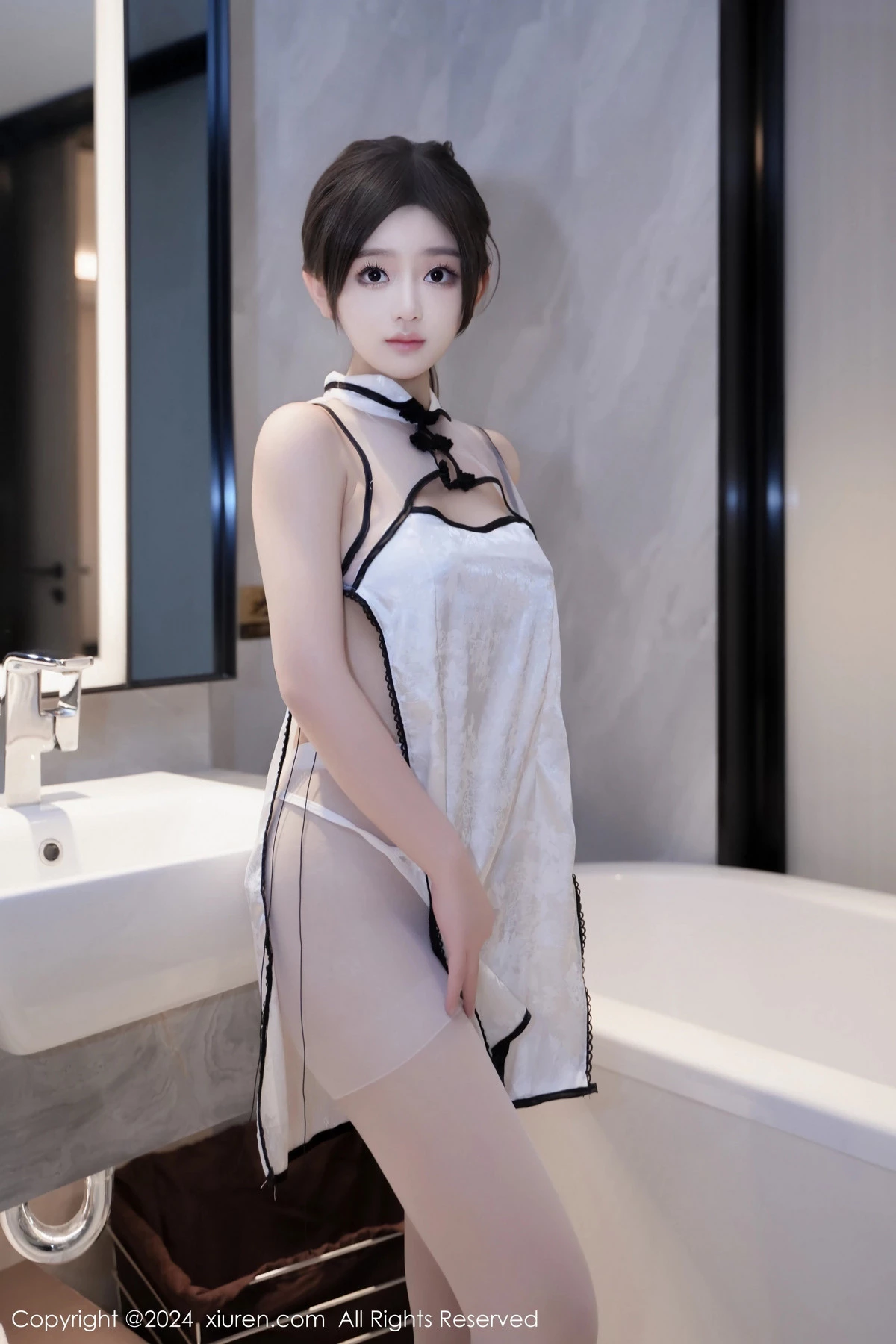 [XiuRen秀人网] 2024.02.19 No.8104 奶茶味的包子 丝袜美腿 [80P] NO.7