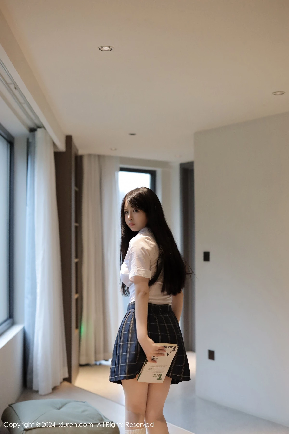 [XiuRen秀人网] 2024.03.04 No.8173 陈小花 丝袜美腿 [83P] NO.8