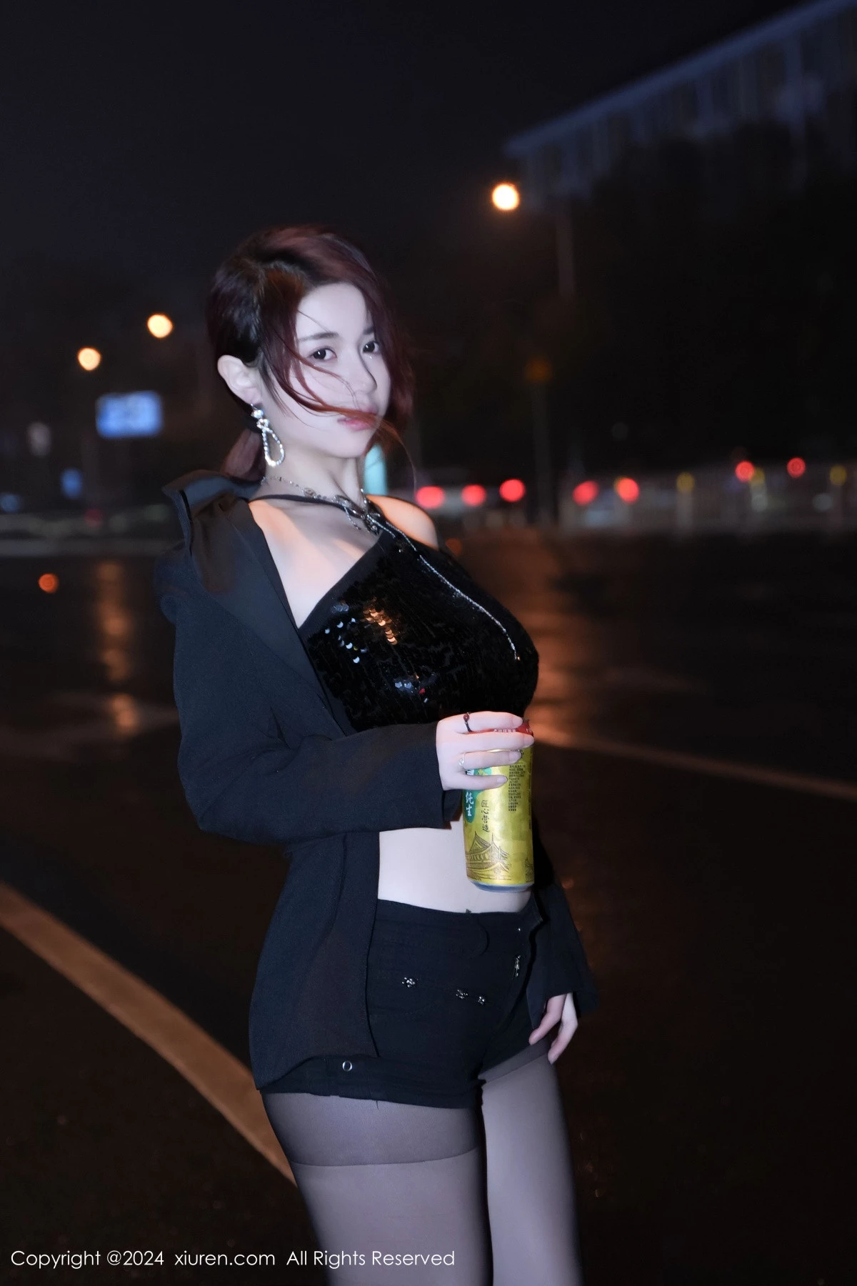 [XiuRen秀人网] 2024.03.08 No.8199 美七 Mia 黑丝美腿 [69P] NO.4