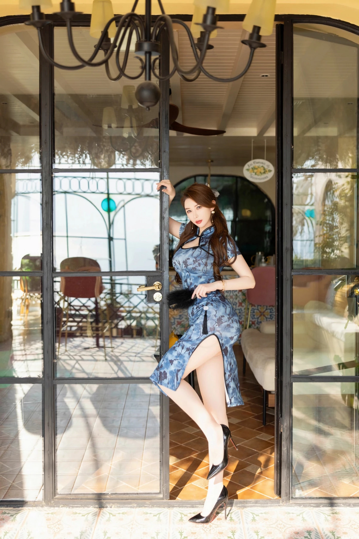 [HuaYang花漾] 2024.03.13 VOL.571 尤妮丝Egg 旗袍美臀 [70P] NO.2