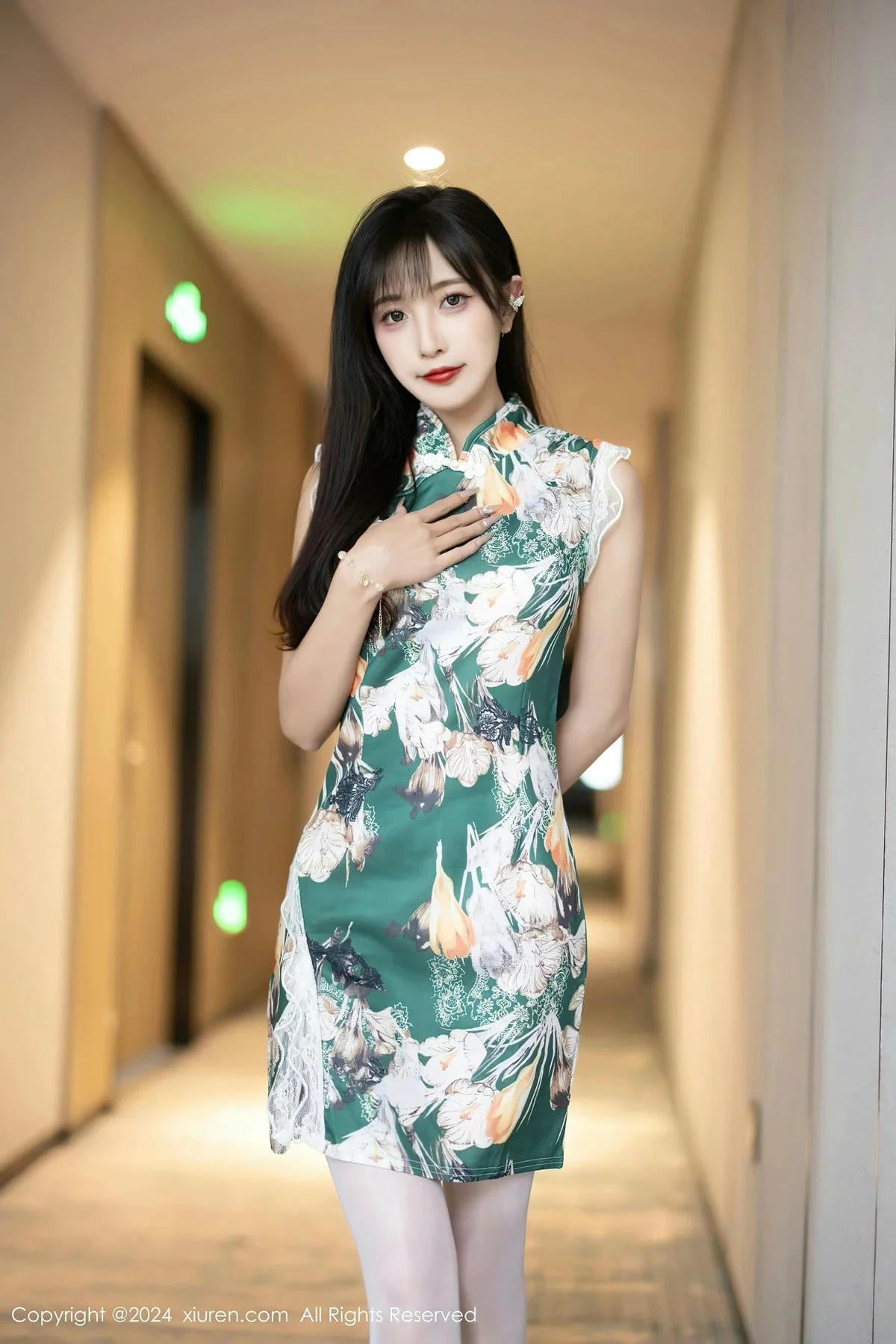 [XiuRen秀人网] 2024.03.14 No.8231 林星阑 丝袜美腿 [84P] NO.1