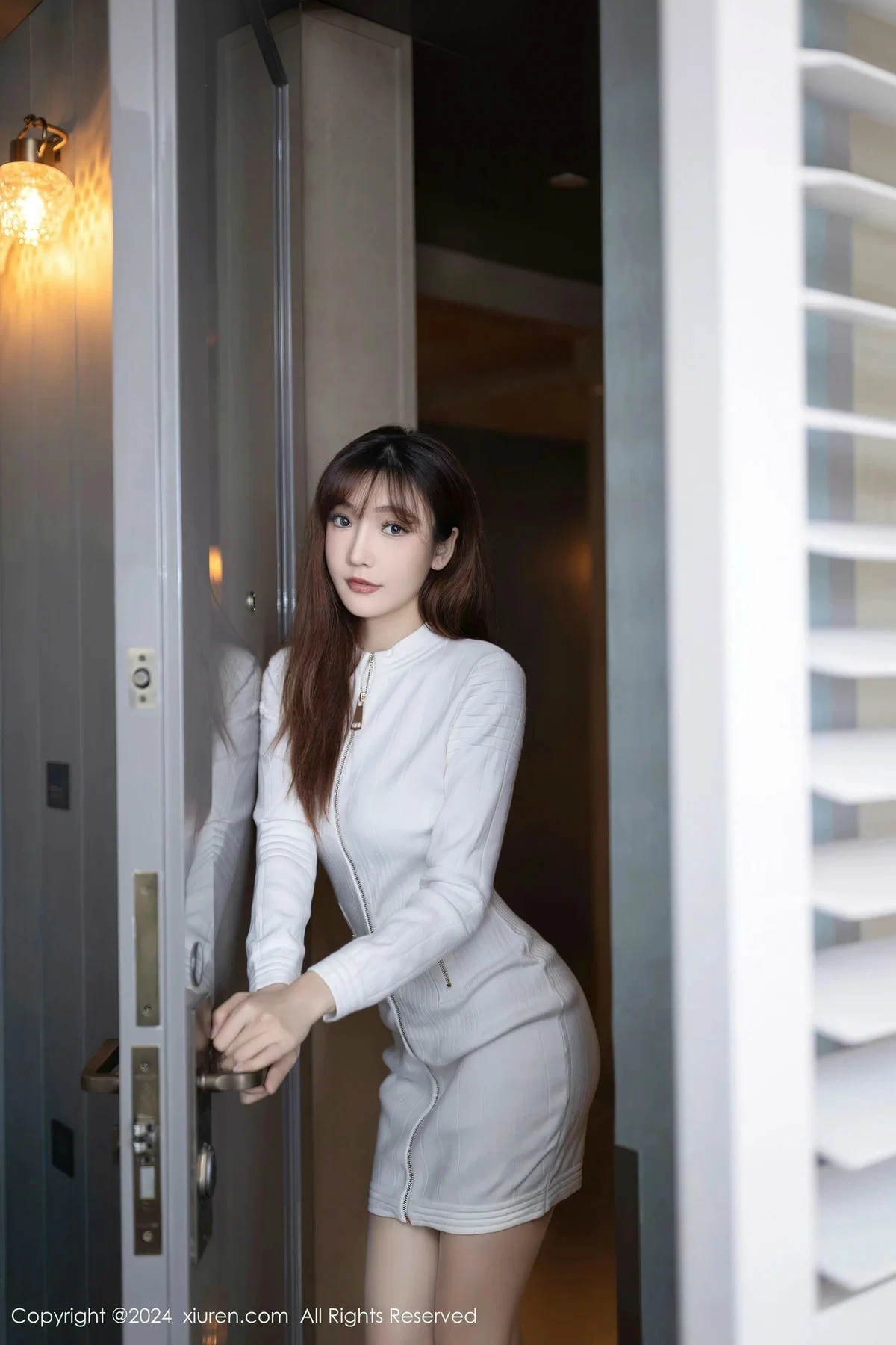 [XiuRen秀人网] 2024.03.14 No.8233 陆萱萱 丝袜美腿 [80P] NO.2