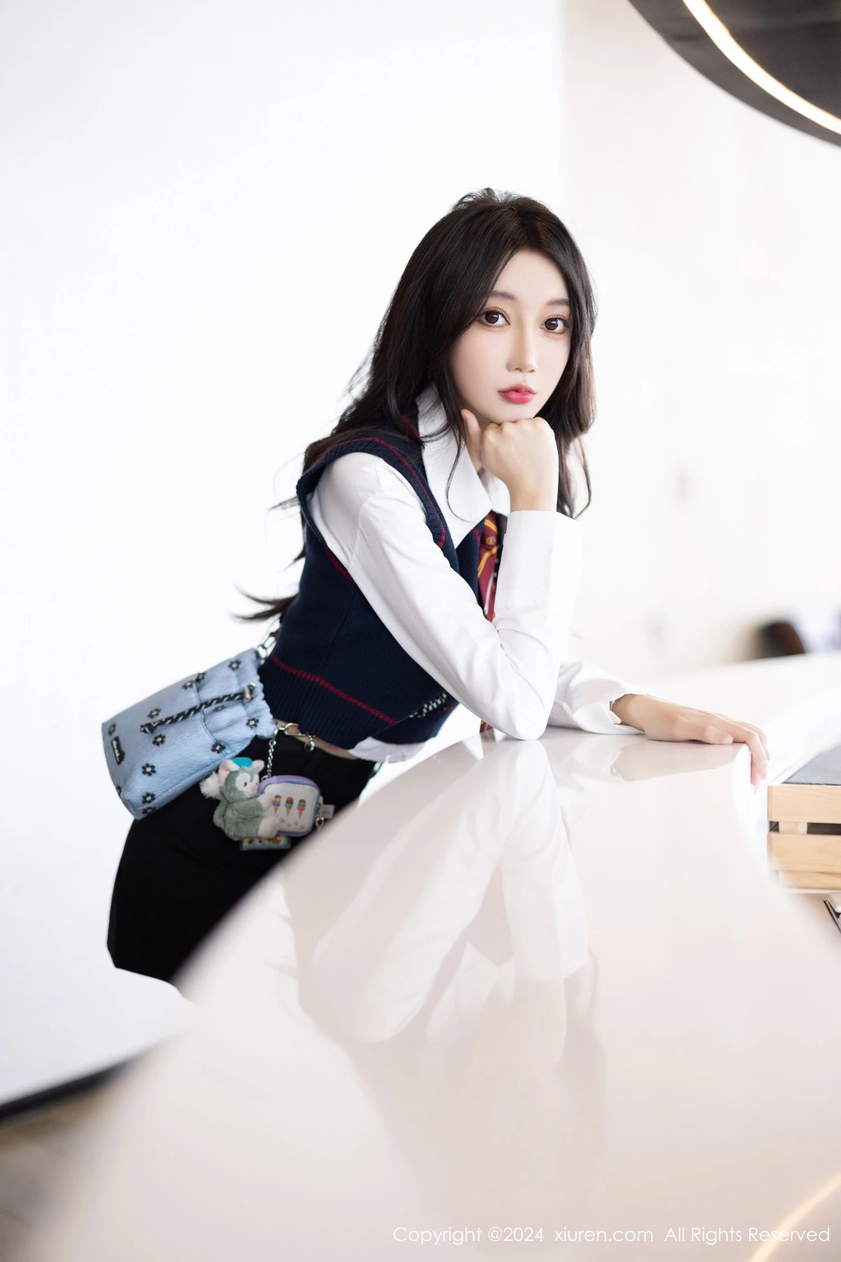 [XiuRen秀人网] 2024.03.18 No.8247 玥儿玥 丝袜美腿 [82P] NO.4