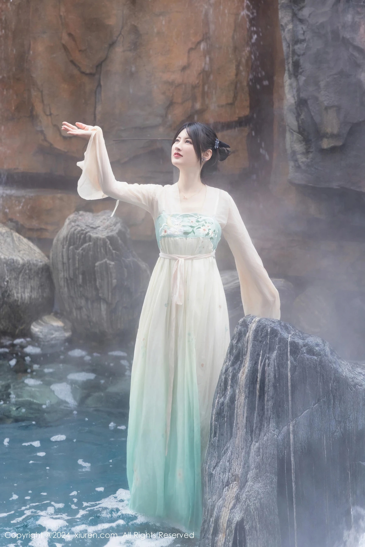 [XiuRen秀人网] 2024.02.22 No.8128 诗诗kiki 性感美臀 [82P] NO.2