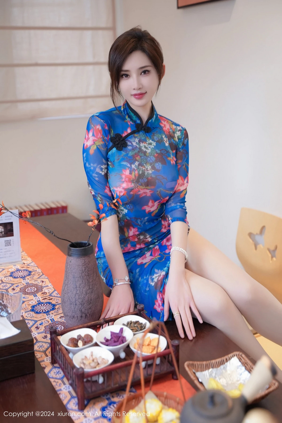 [XiuRen秀人网] 2024.02.22 No.8127 Carol周妍希X 丝袜美腿 [72P] NO.8