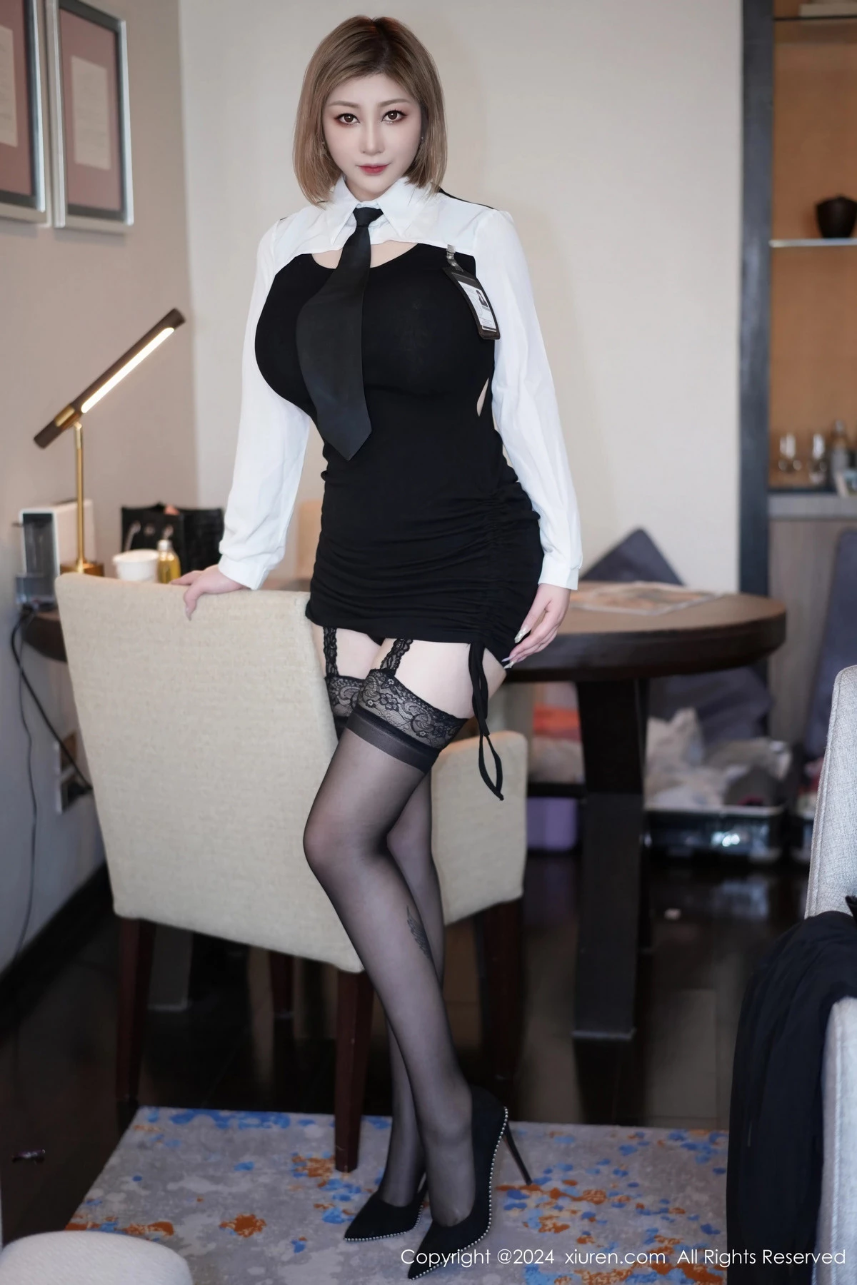 [XiuRen秀人网] 2024.02.23 No.8134 妲己_Toxic 黑丝美臀 [70P] NO.1